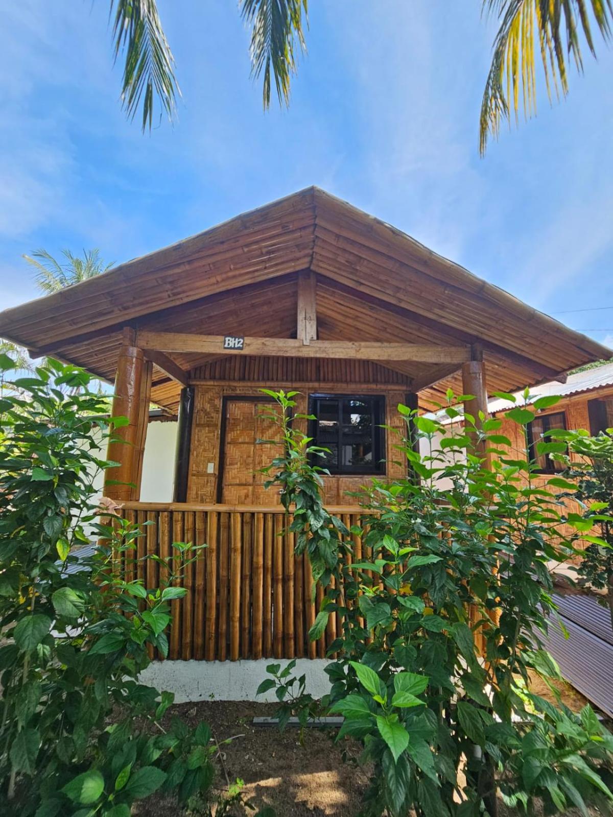 Bungalow with Patio - Photo 2