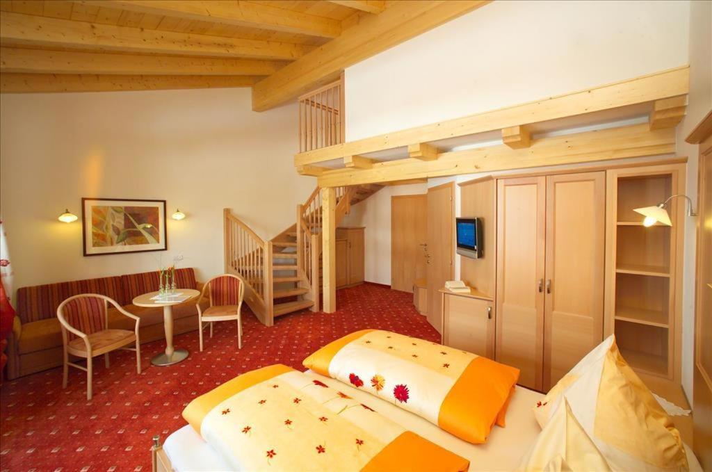 Suite with Shower