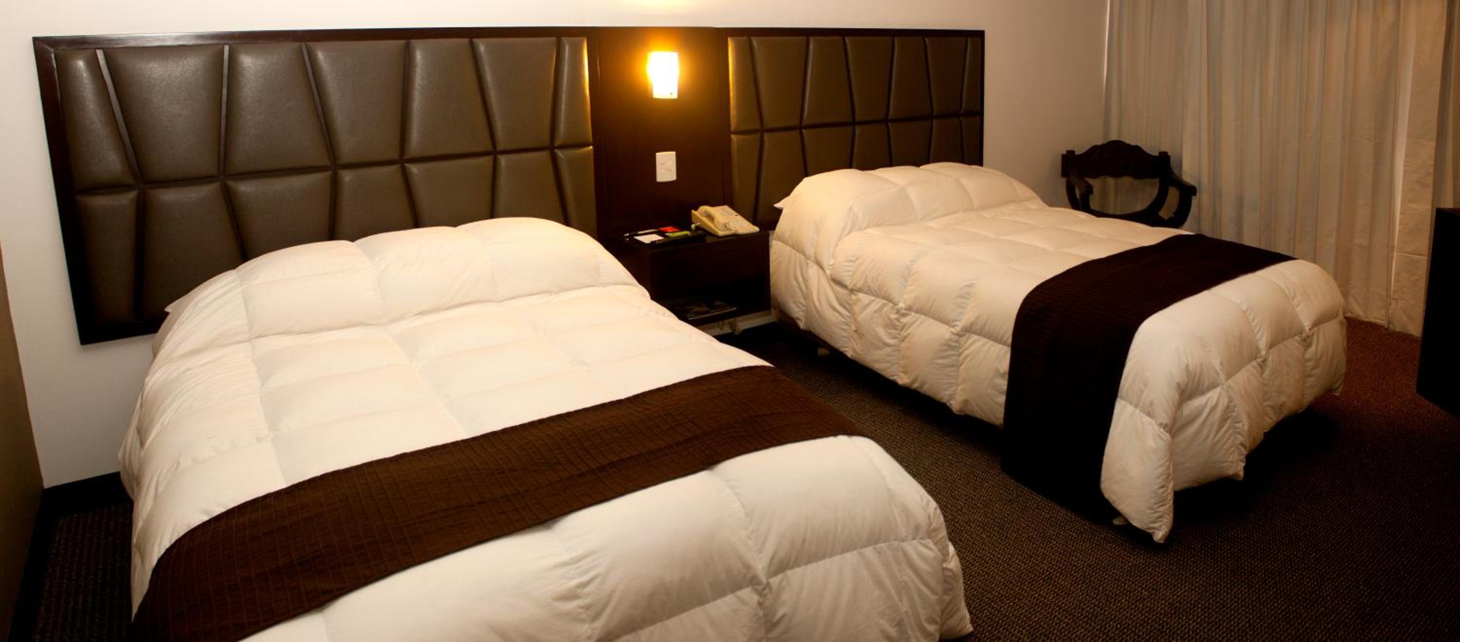 Standard Twin Room - Photo 5