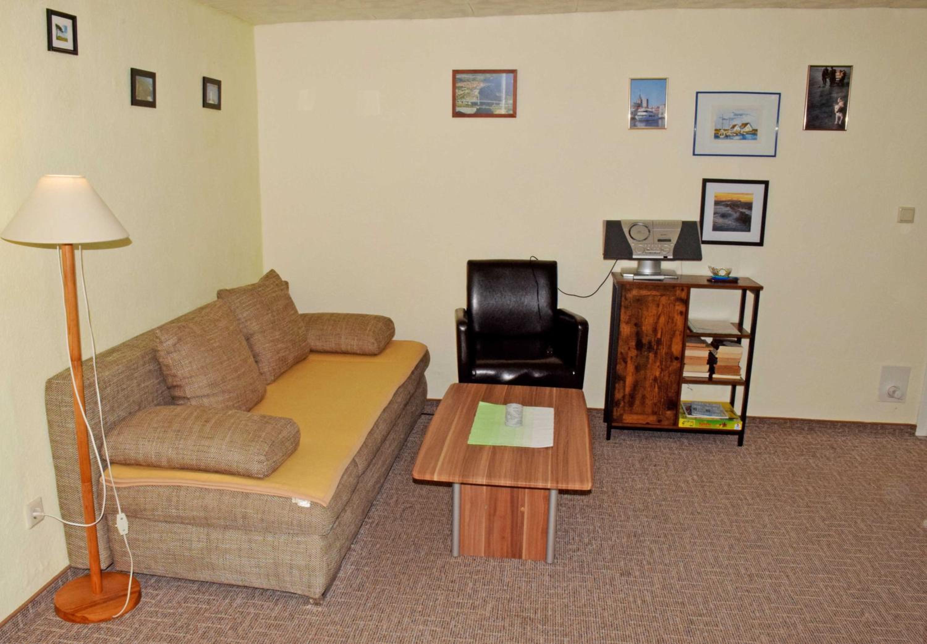 One-Bedroom Apartment with Terrace photo 2