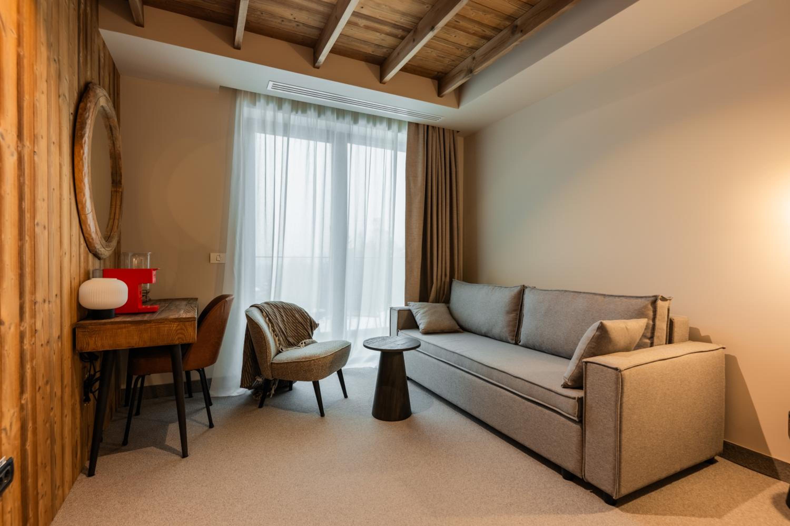 Premium Double Room- Iconic View with Balcony photo 3