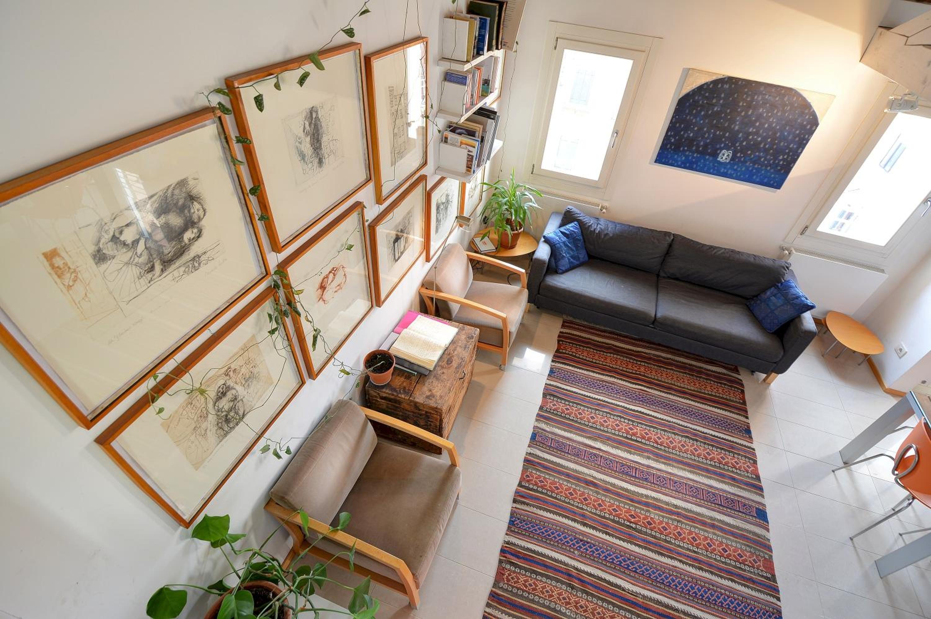 Three-Bedroom Apartment photo 3