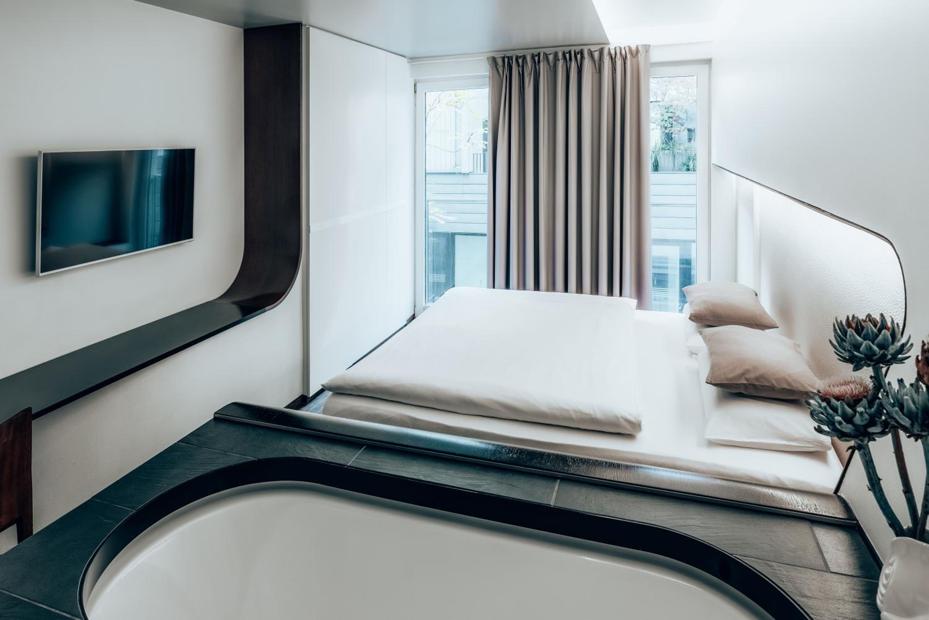 Double Room with Bath photo 2