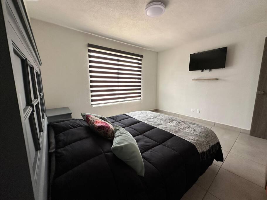 Four-Room Apartment photo 1