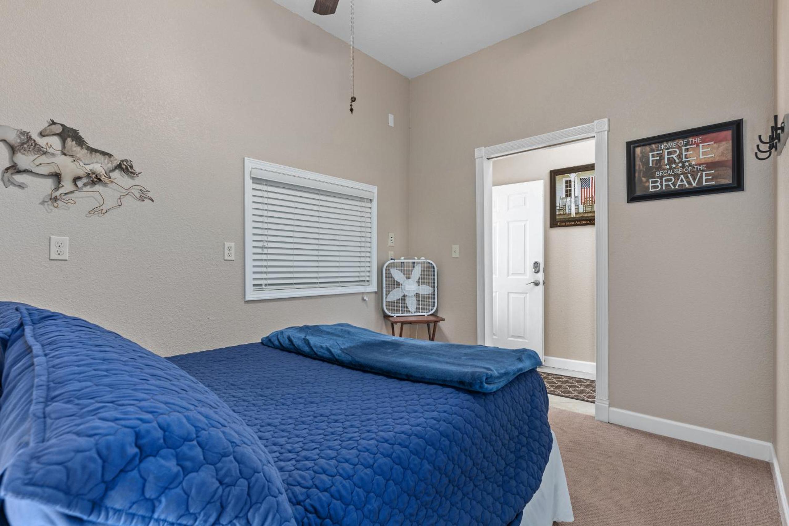 Four-Bedroom House photo 1