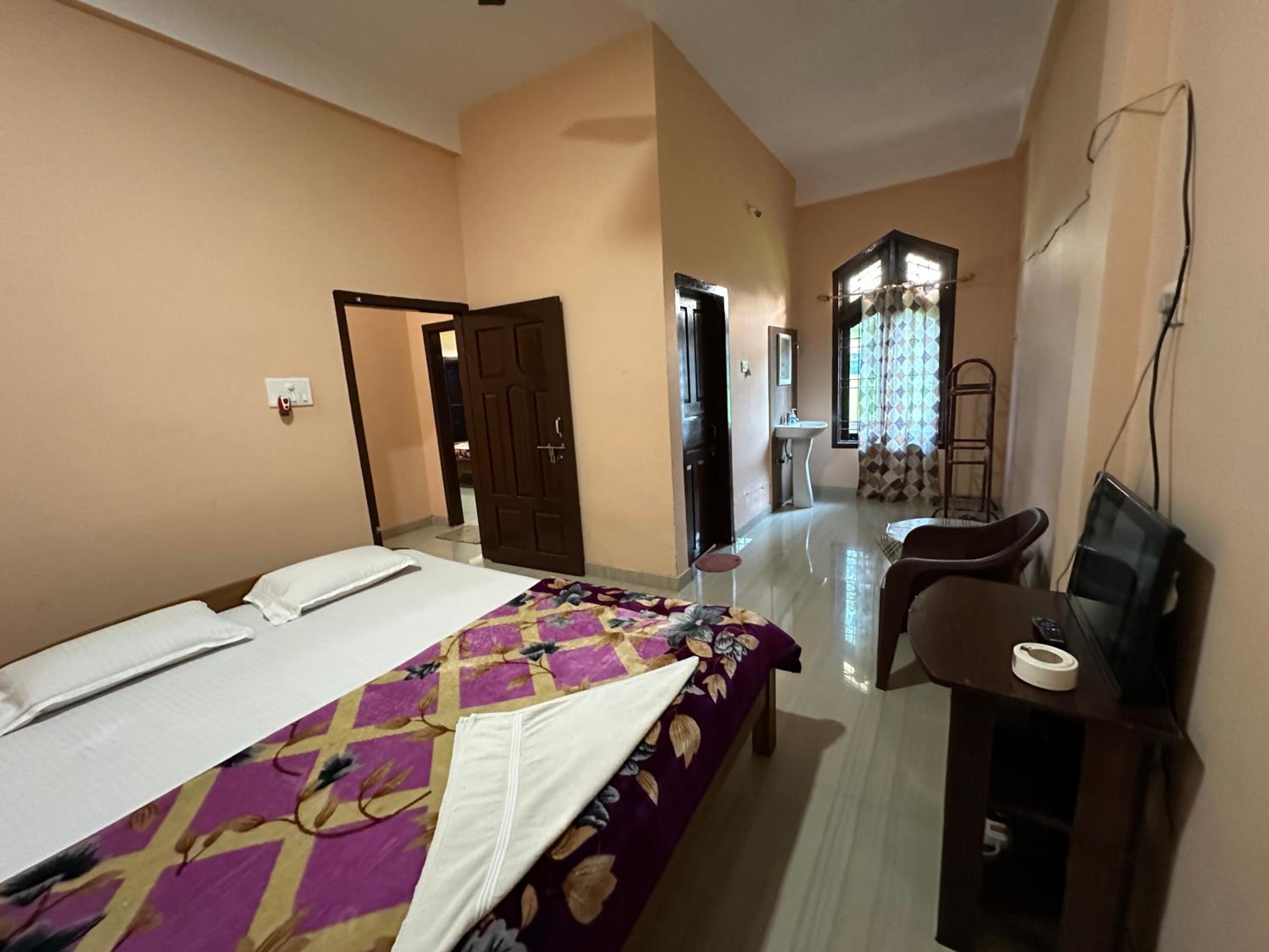 Standard Double Room photo 3