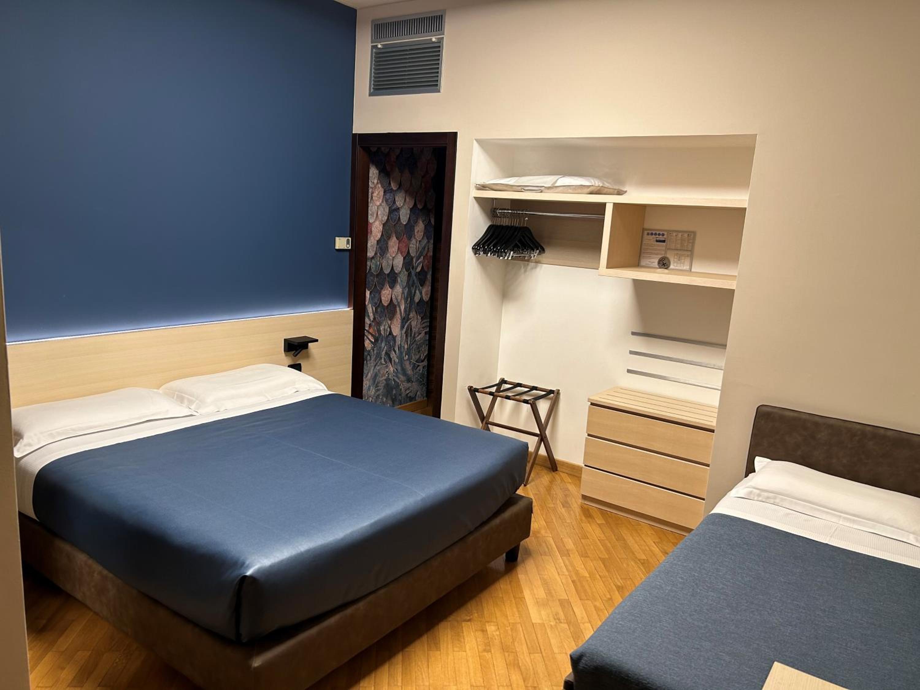 Triple Room - Photo 1