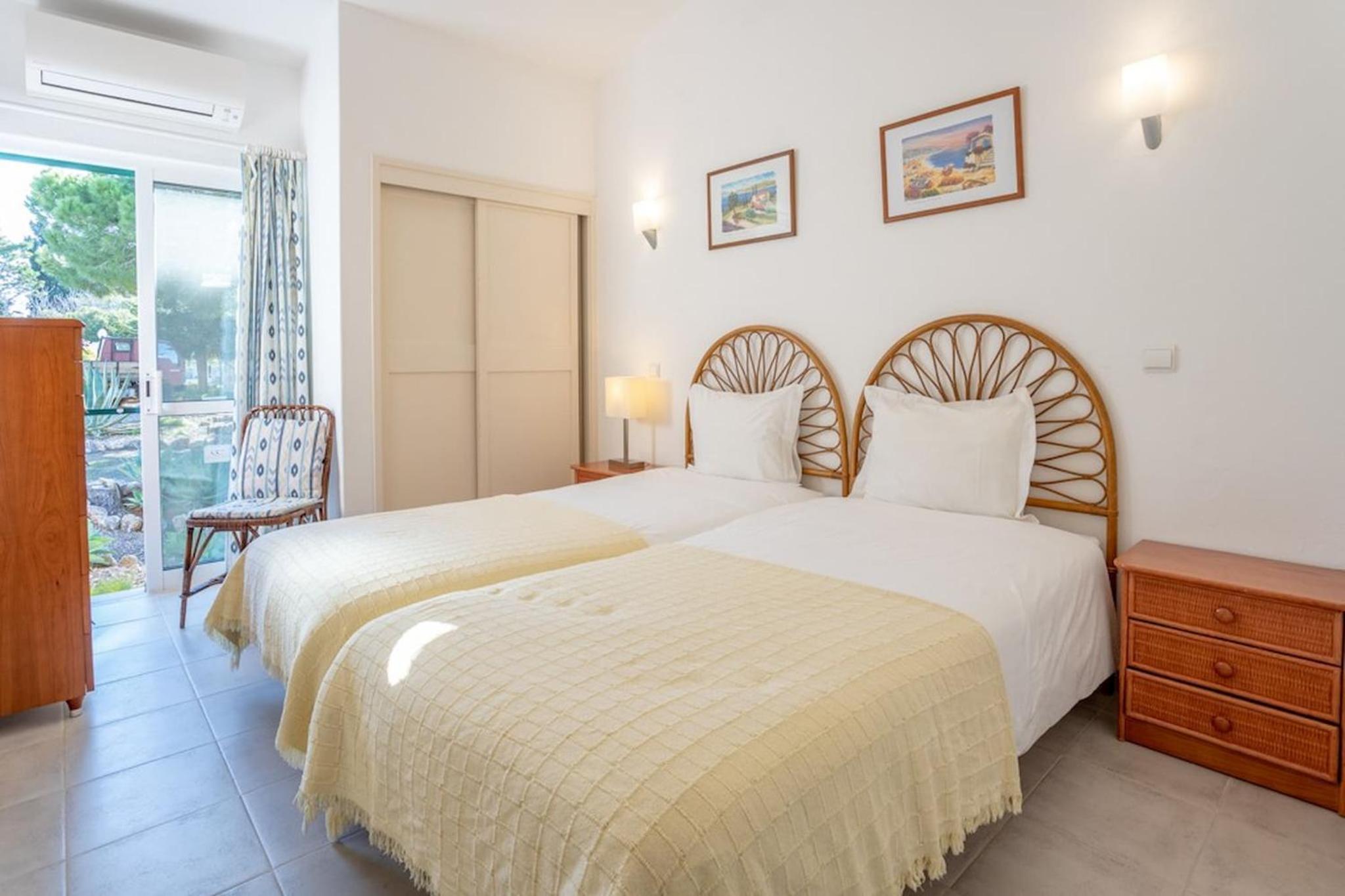 Villa photo 3