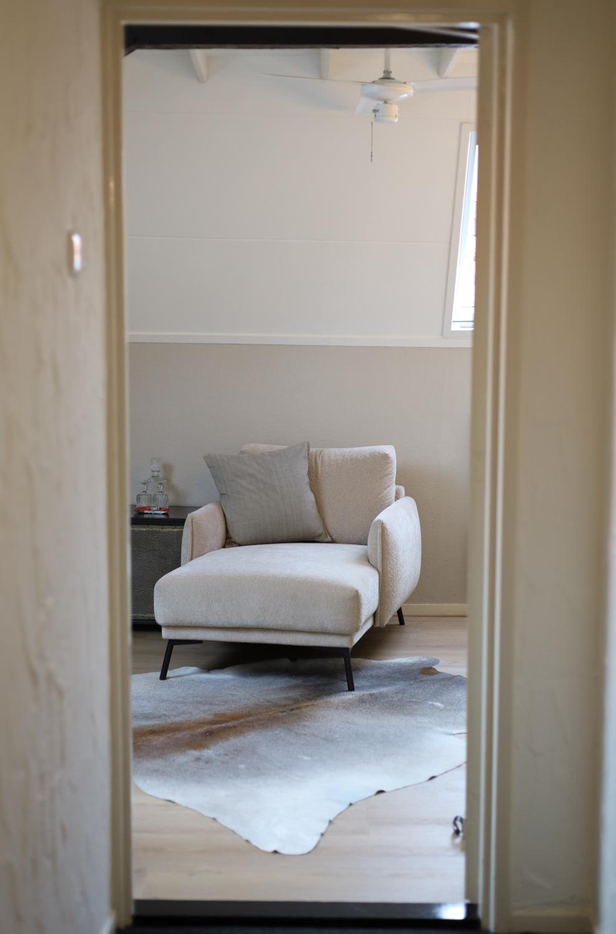 Large Double Room with Bath photo 3