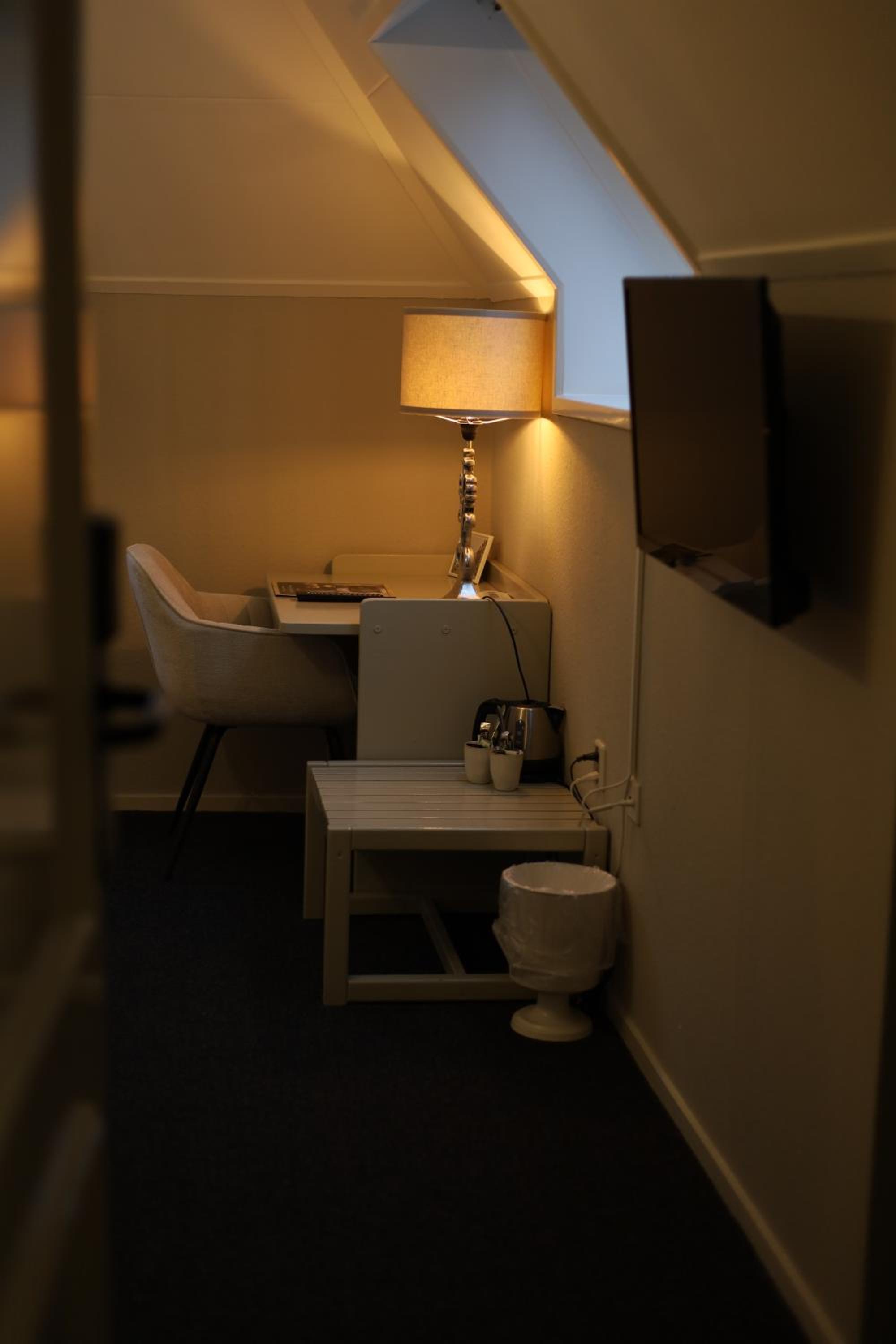 Double Room with Private External Bathroom photo 2