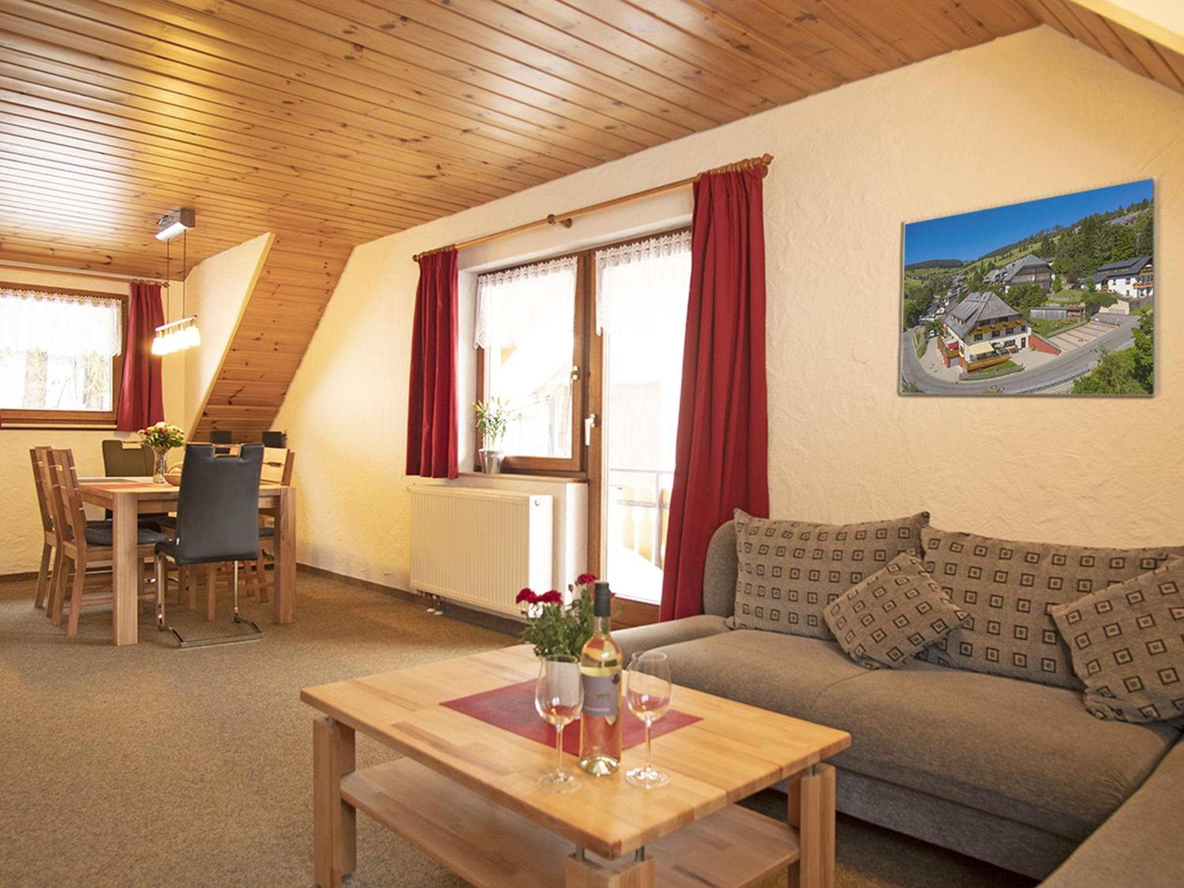 Two-Bedroom Deluxe Apartment with Garden View