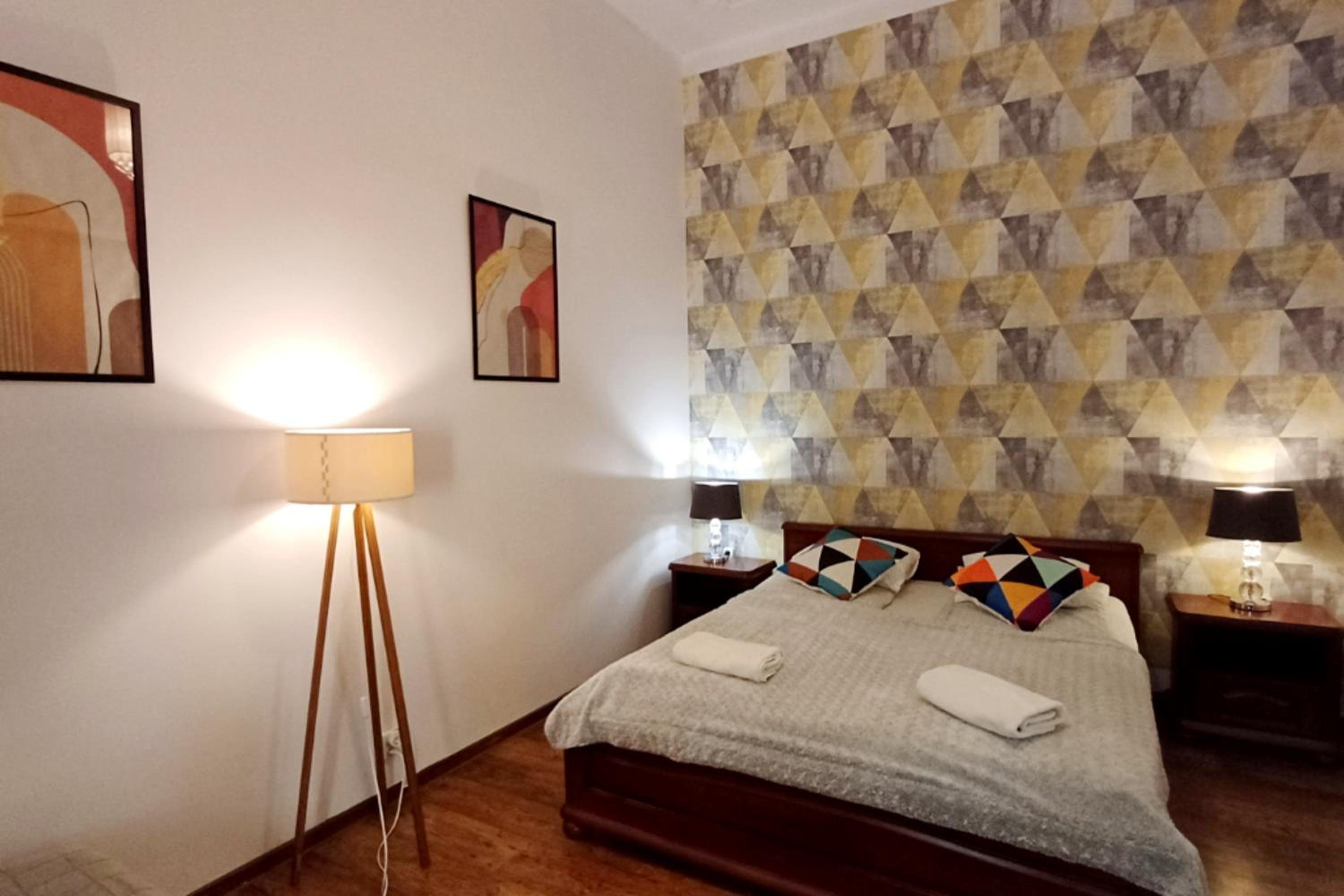Two-Bedroom Apartment - 10 - Photo 8