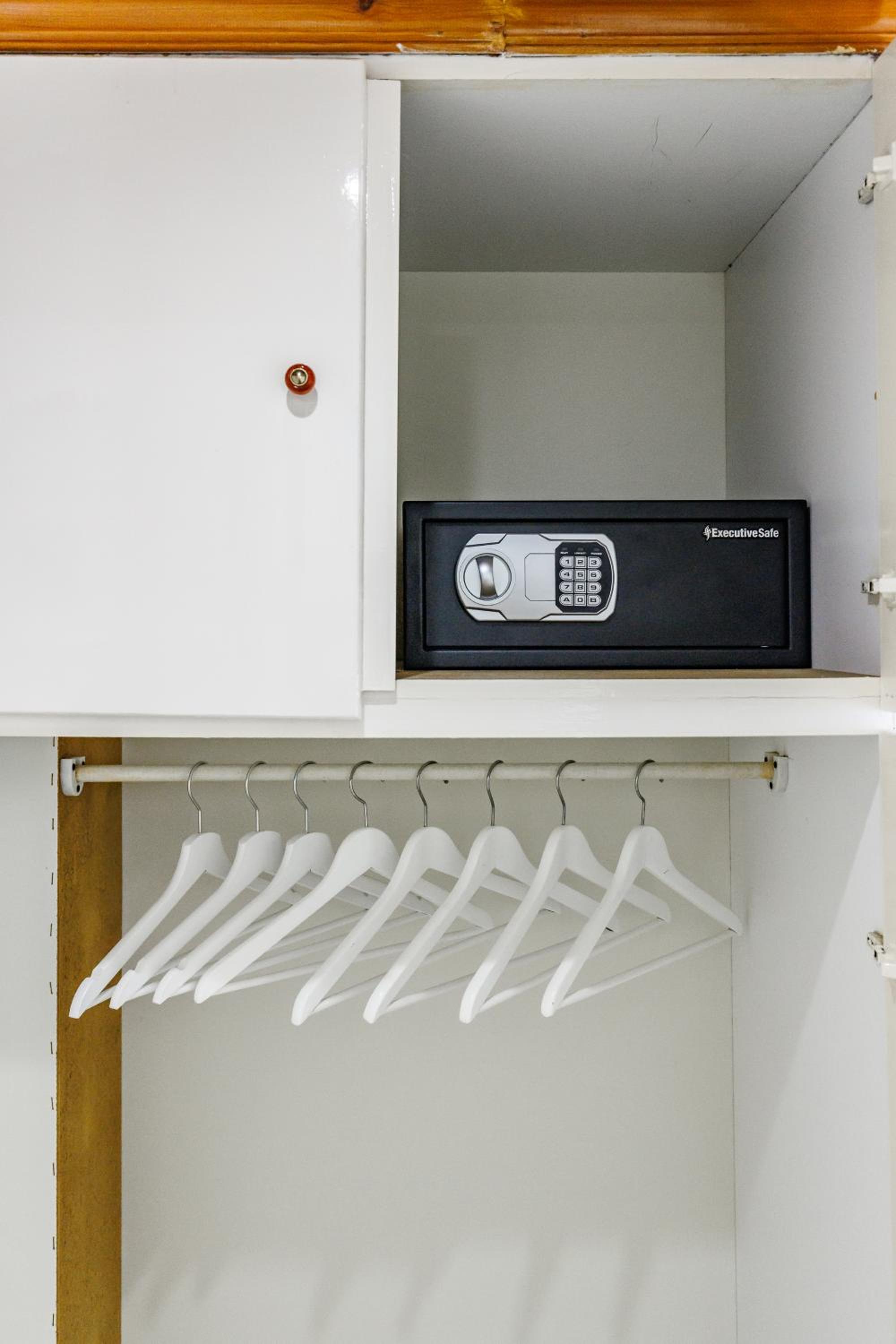 Double or Twin Room with Side Sea View