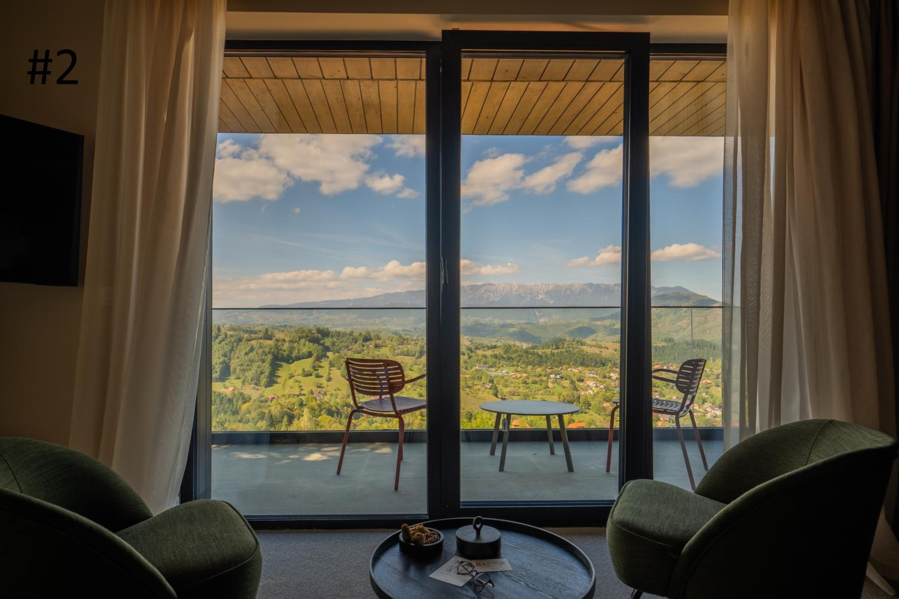 Deluxe Double Room- Panoramic View with Loggia photo 2
