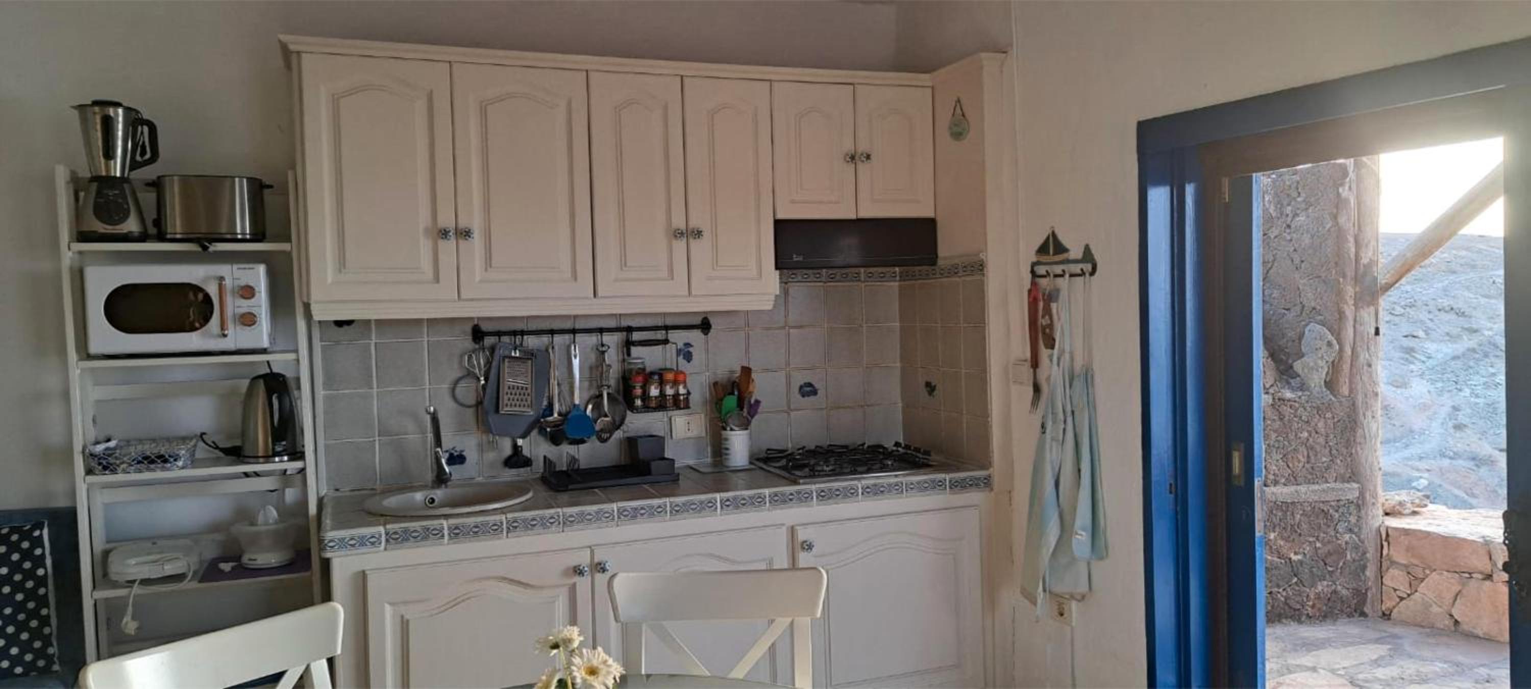 One-Bedroom House photo 2