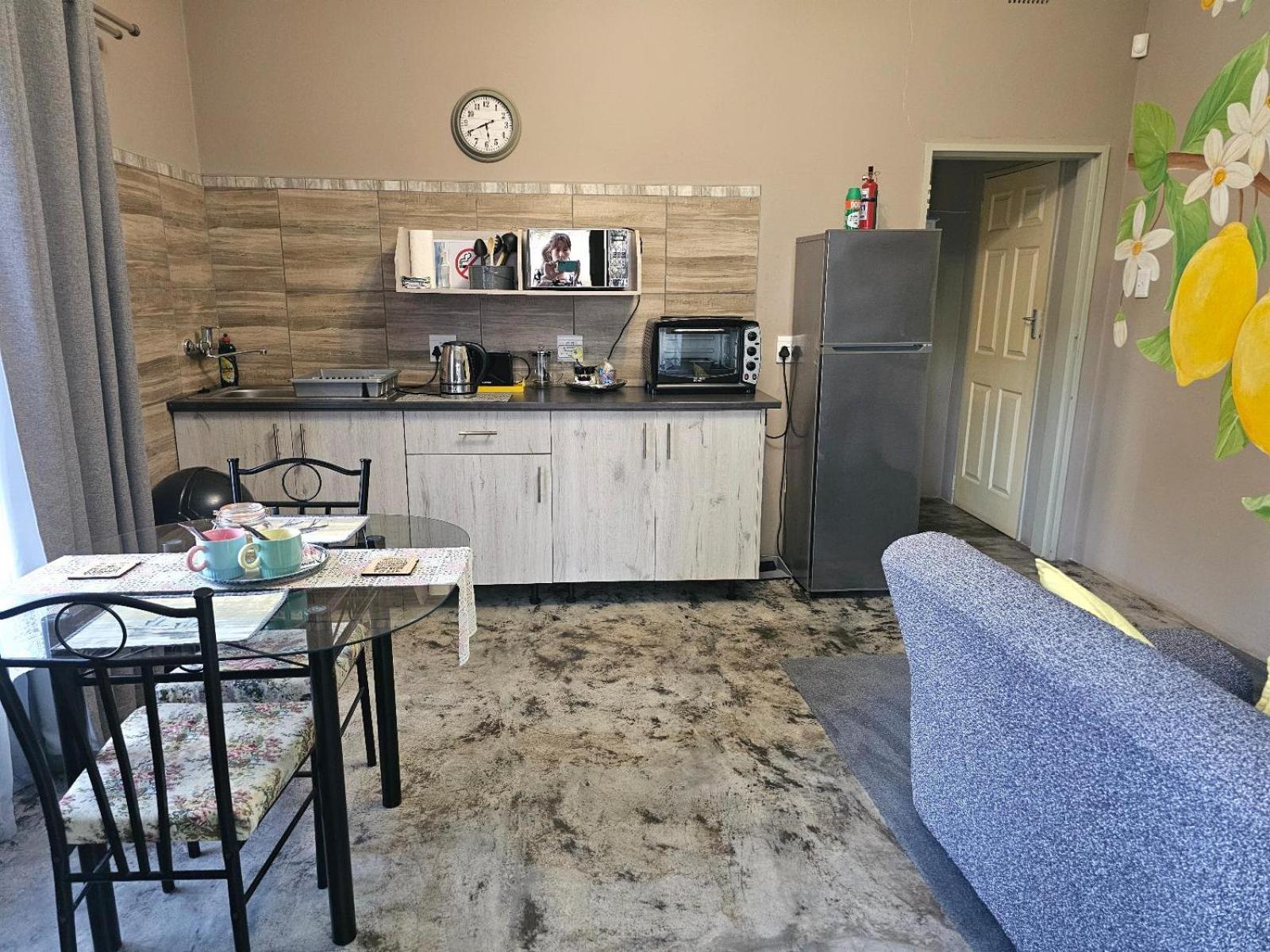 Apartment - Photo 8