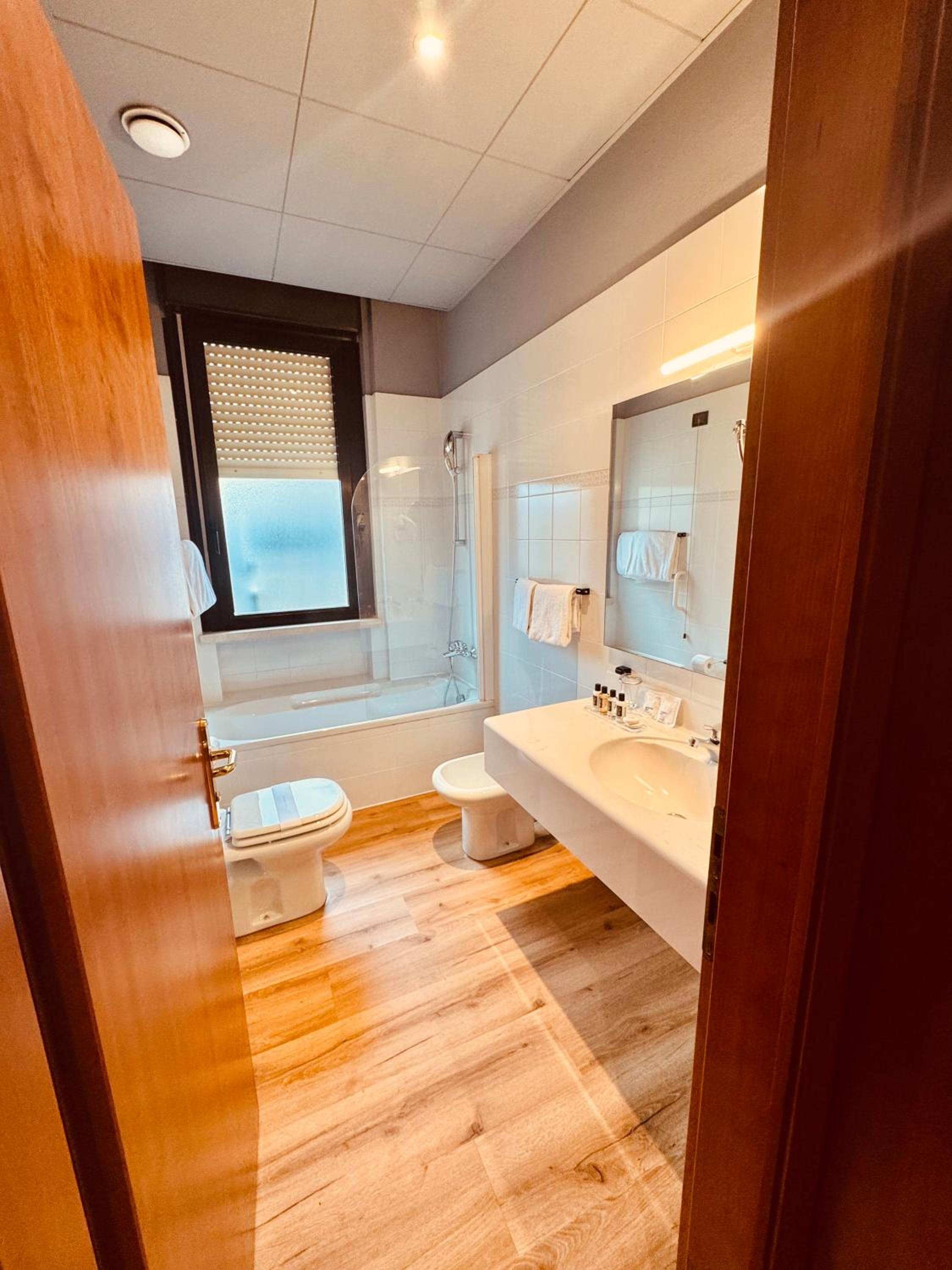 Economy Double or Twin Room photo 3