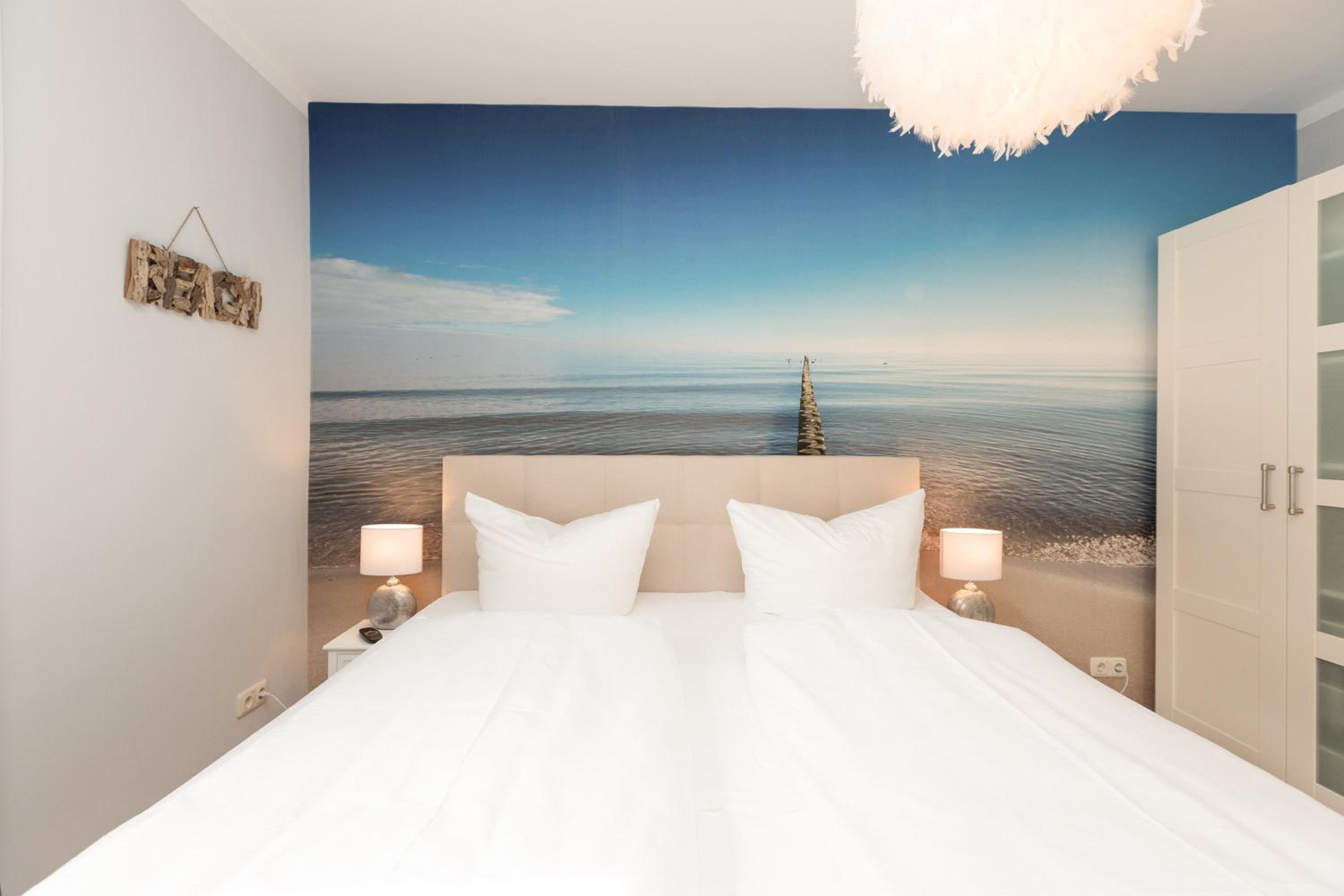 One-Bedroom Apartment with Balcony photo 2