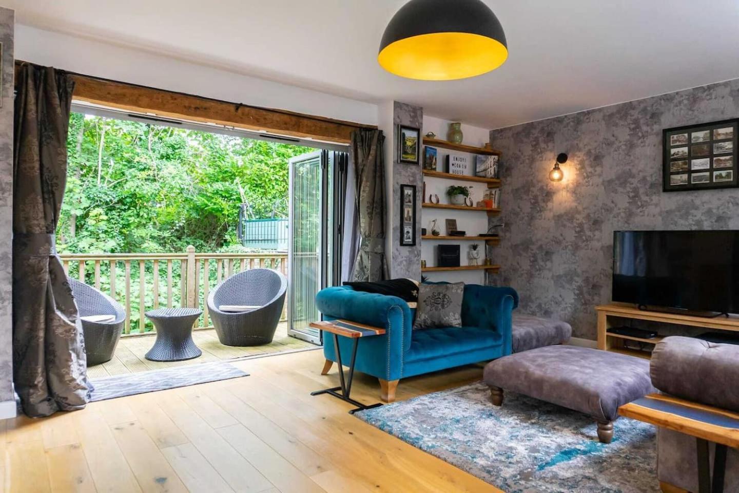 Two-Bedroom Cottage photo 1