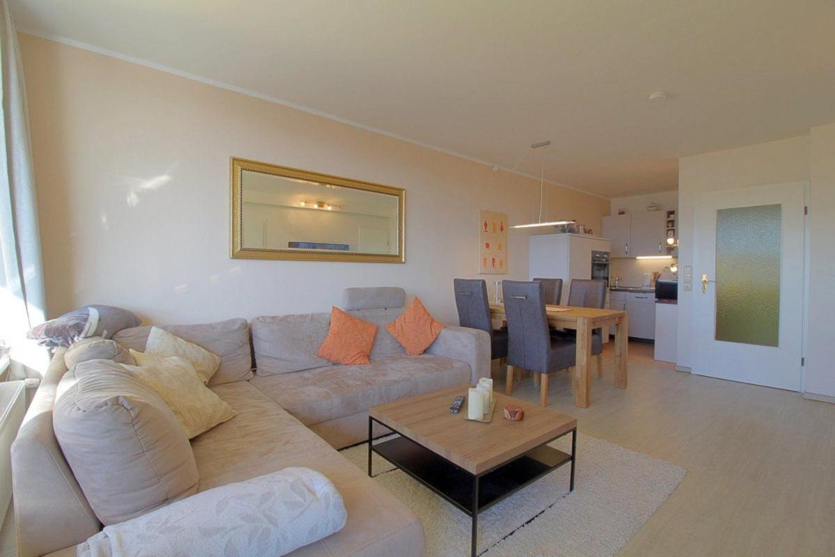 Apartment photo 2