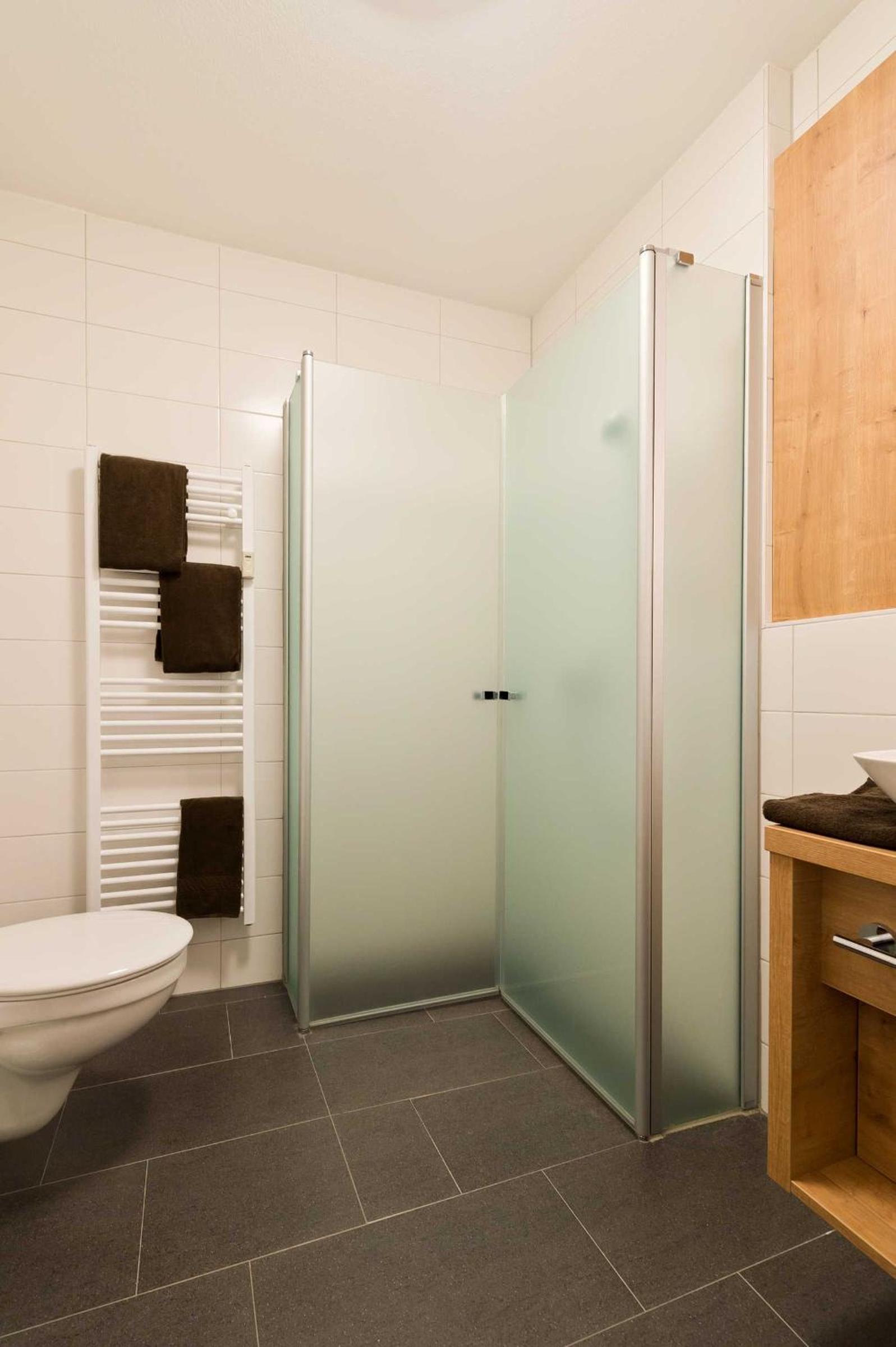 One-Bedroom Apartment with Balcony photo 3