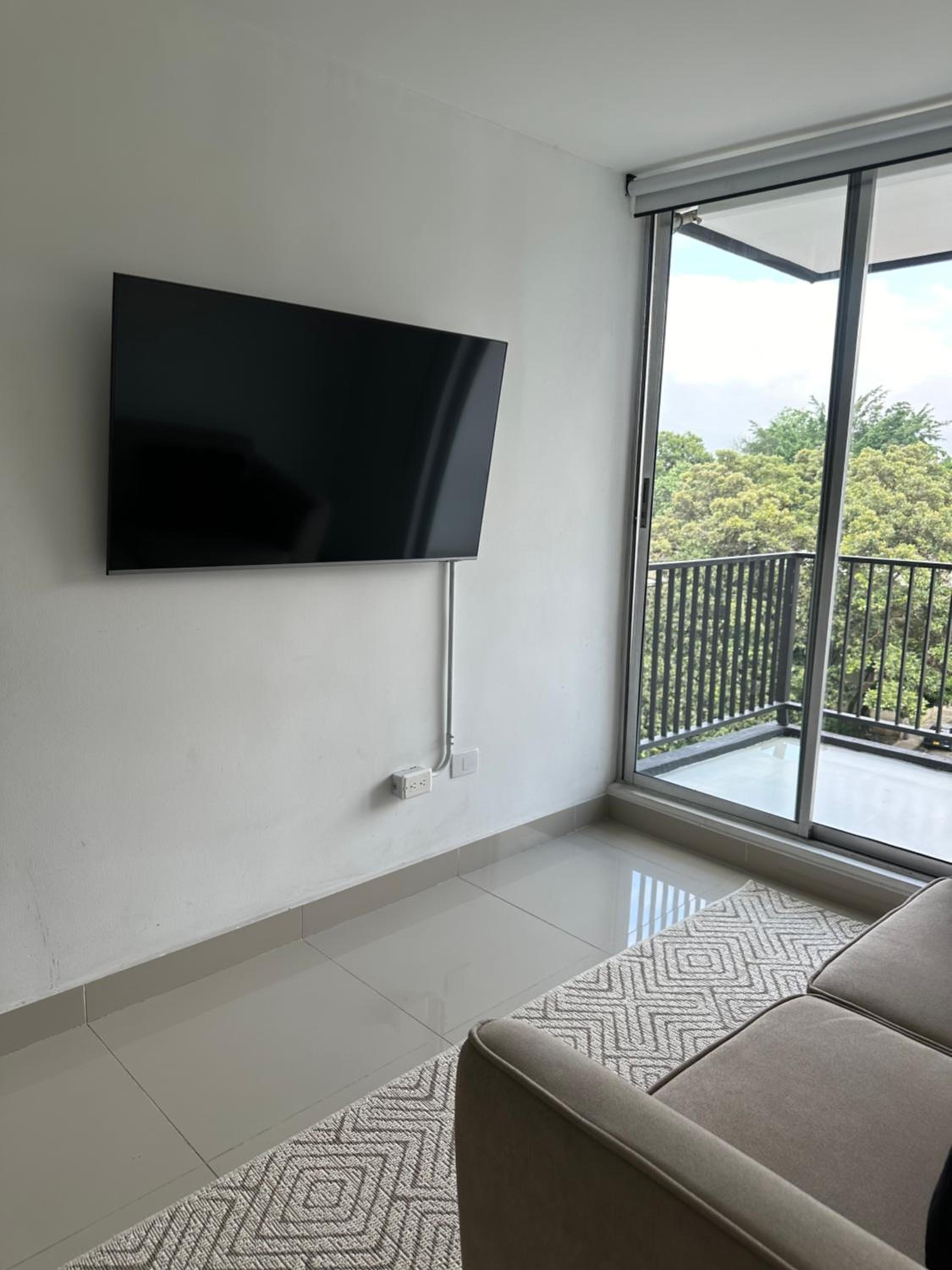 Double or Twin Room with Balcony photo 3