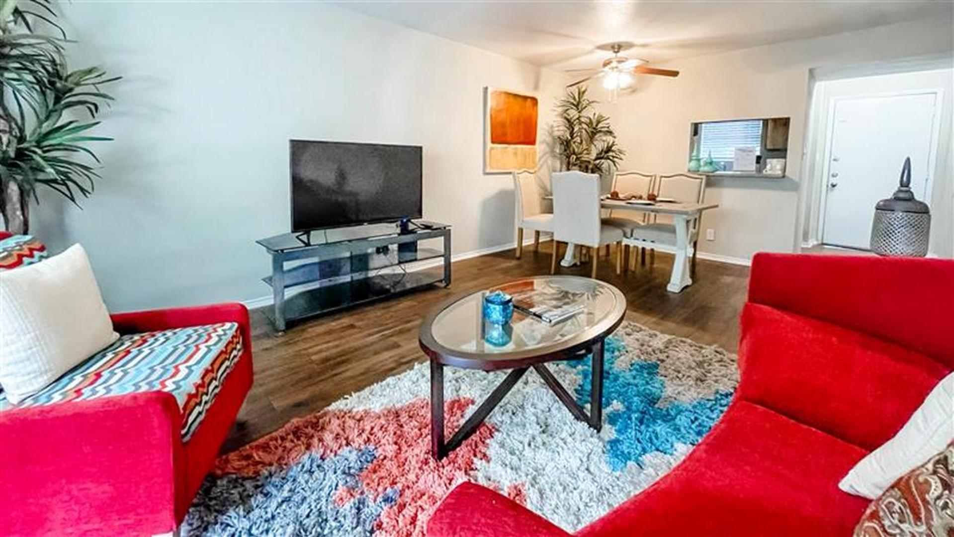 Apartment photo 1