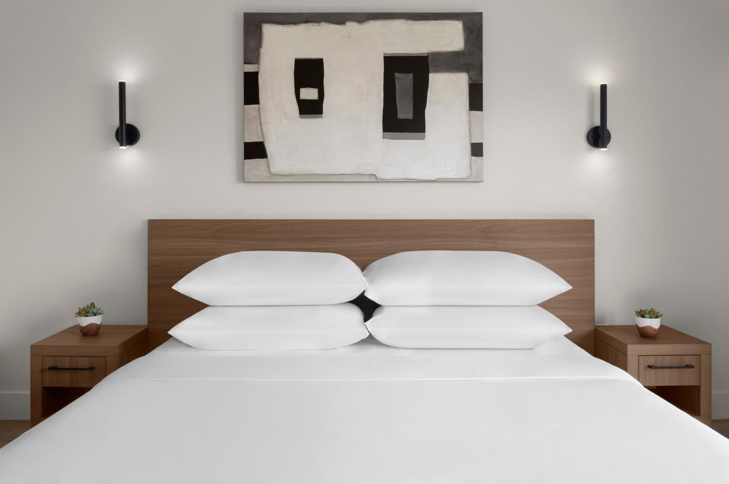Premier King Room with Patio - Ground Floor