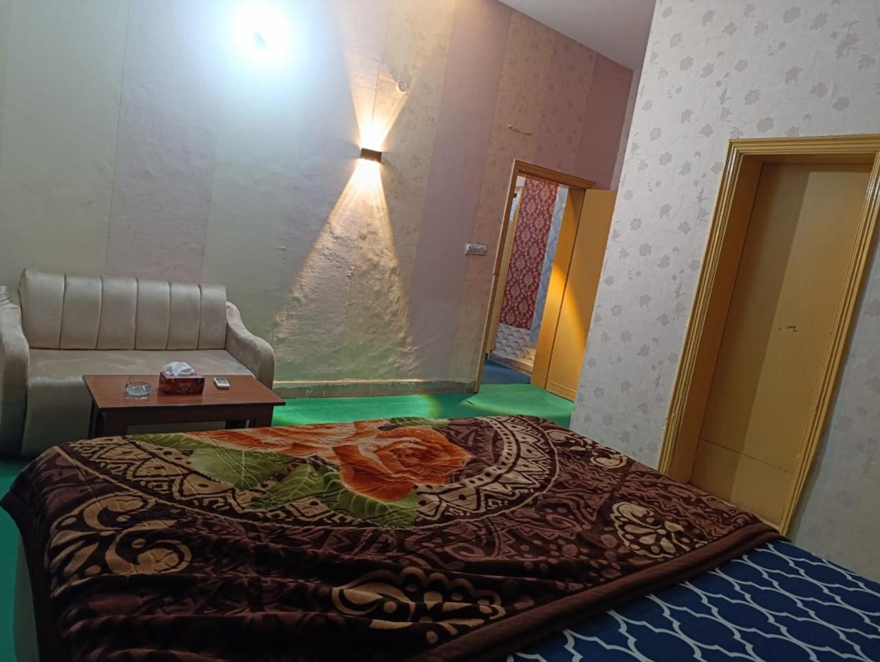 Deluxe Single Room
