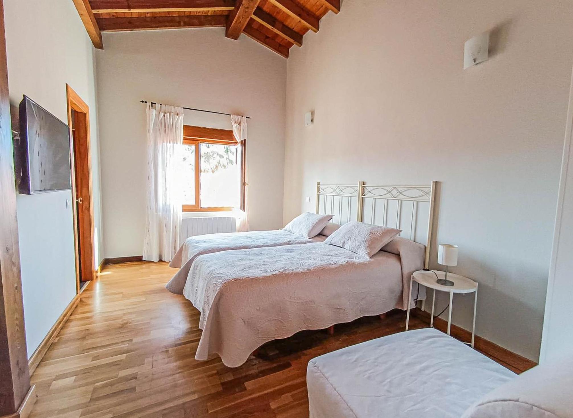 Habitación Doble Estándar o con Dos Camas Individuales.