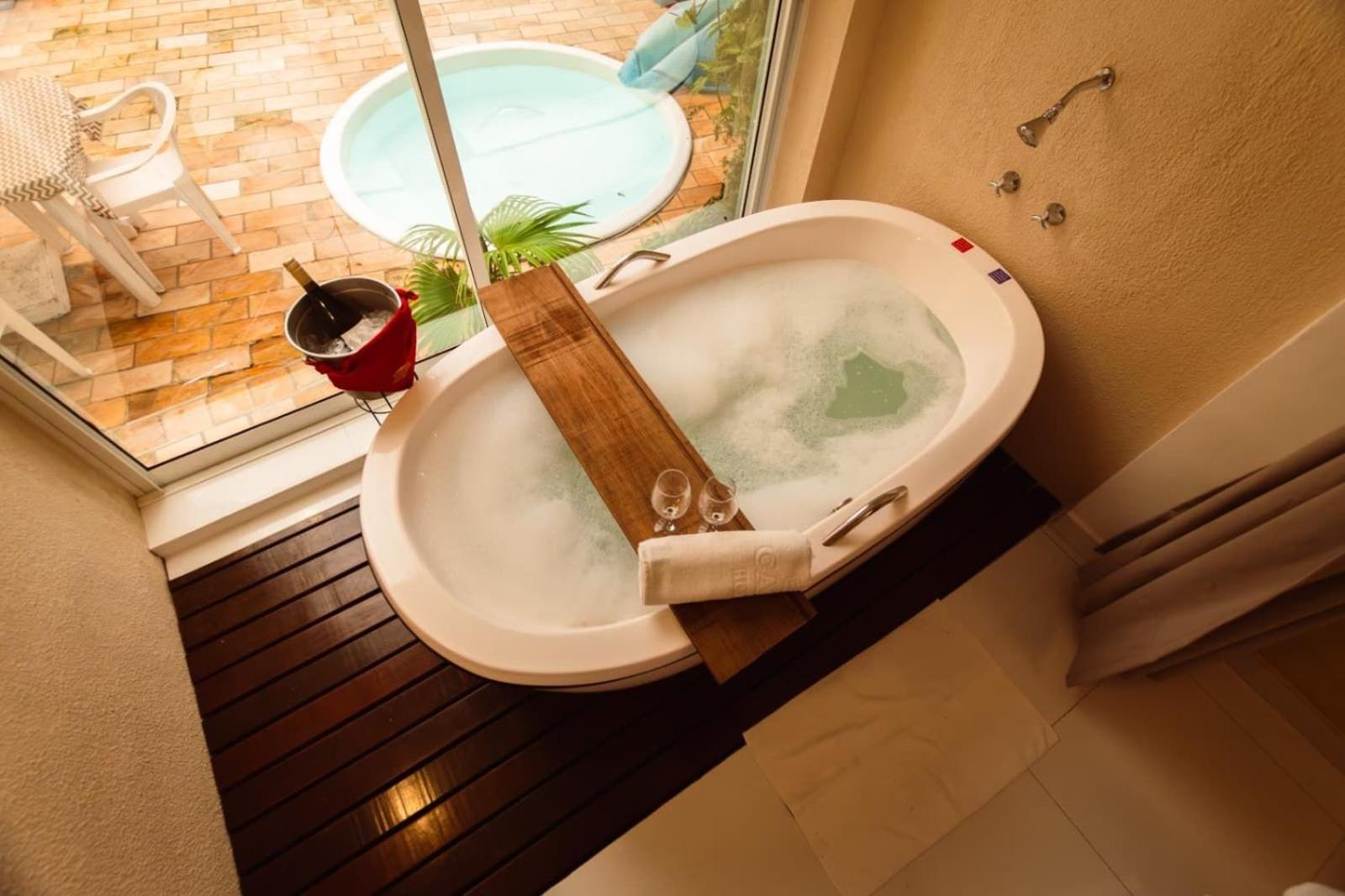 Quadruple Room with Bath photo 3