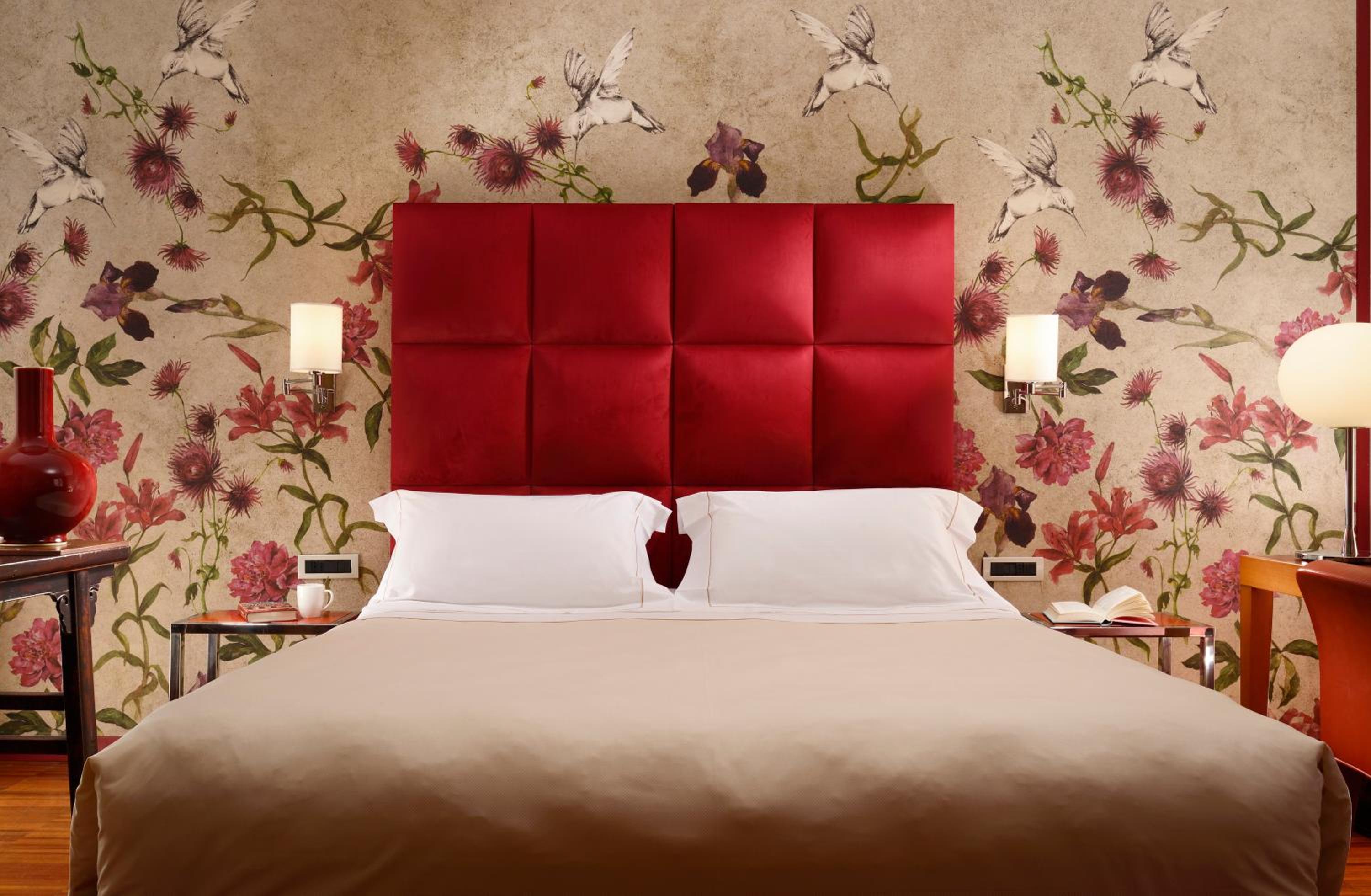 Triple Room thumbnail 6