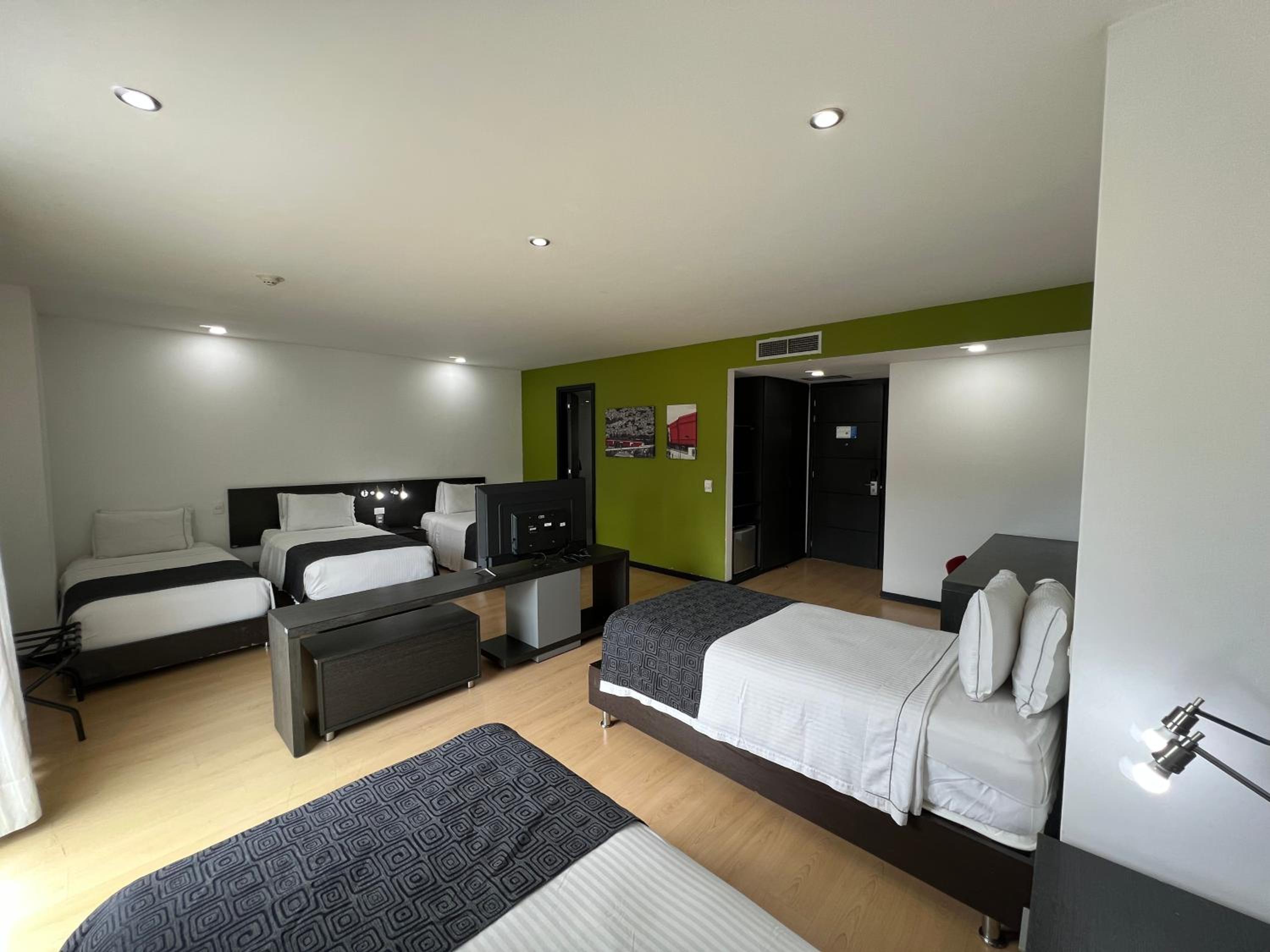 Triple Room - Photo 3