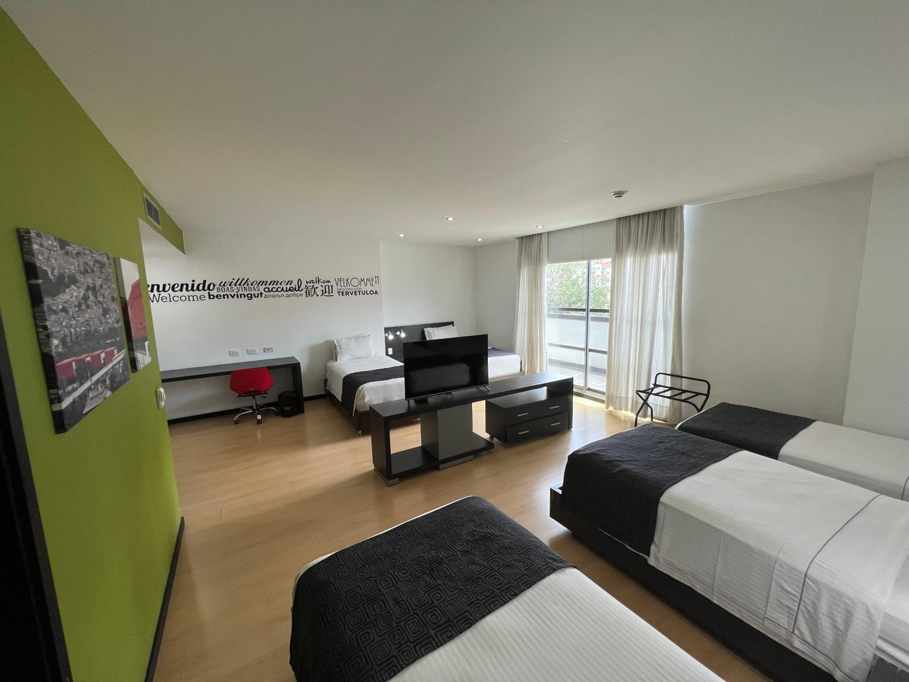 Triple Room - Photo 1