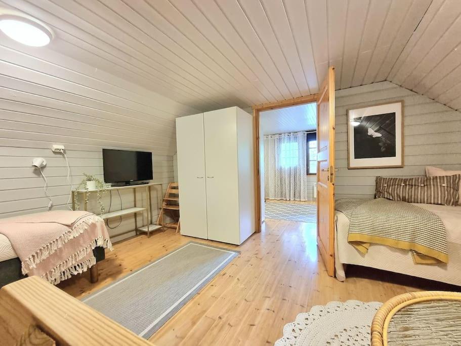 Three-Bedroom Chalet photo 2
