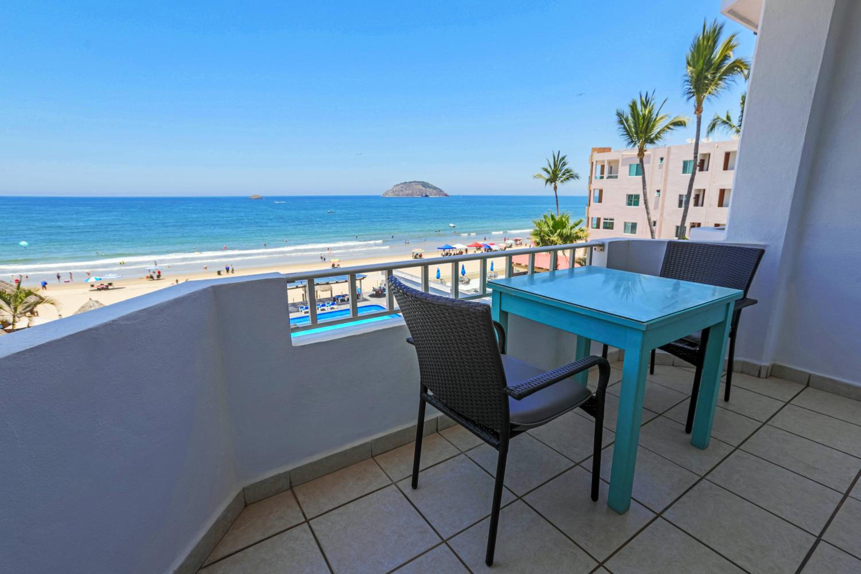 Suite with Sea View