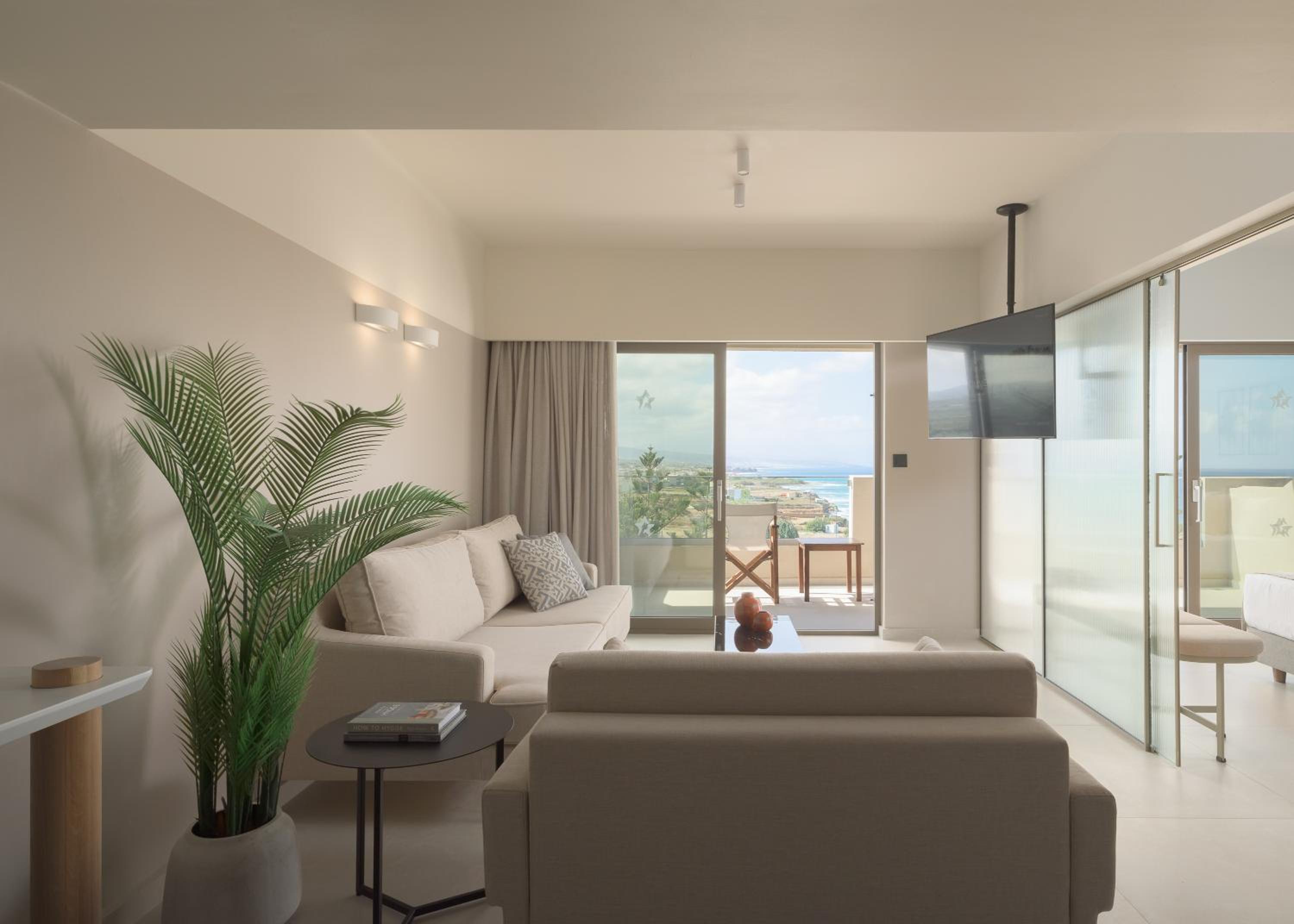Junior Suite Side Sea View - Photo 9