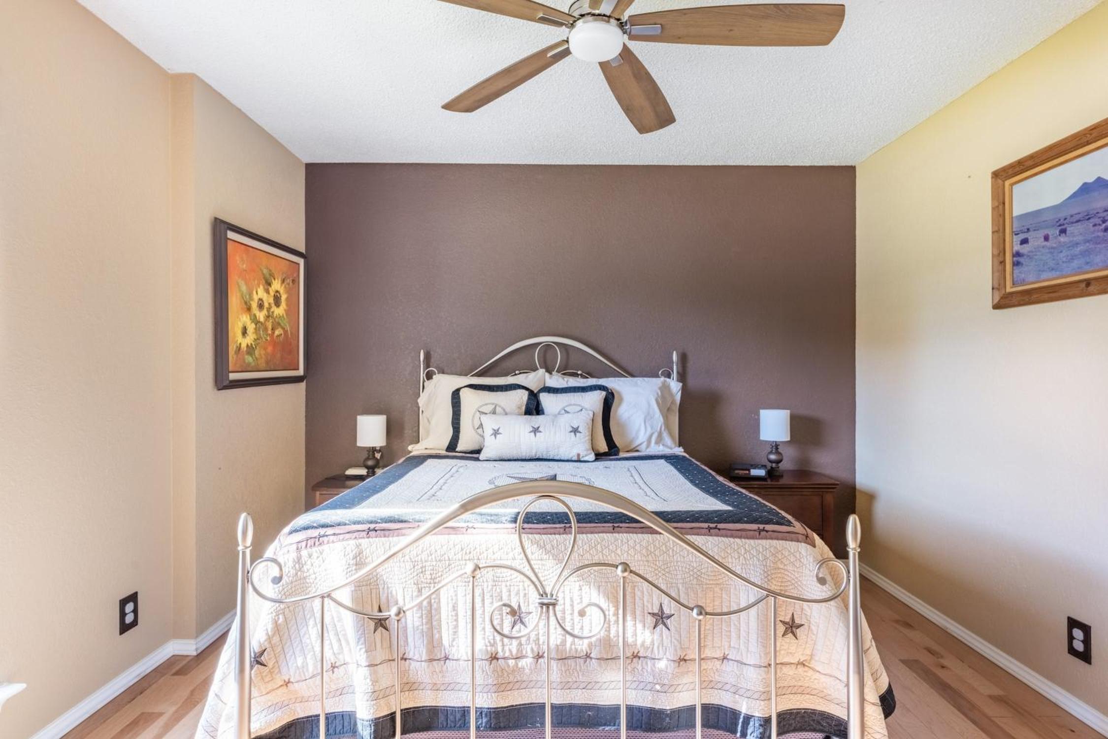 Three-Bedroom House photo 1