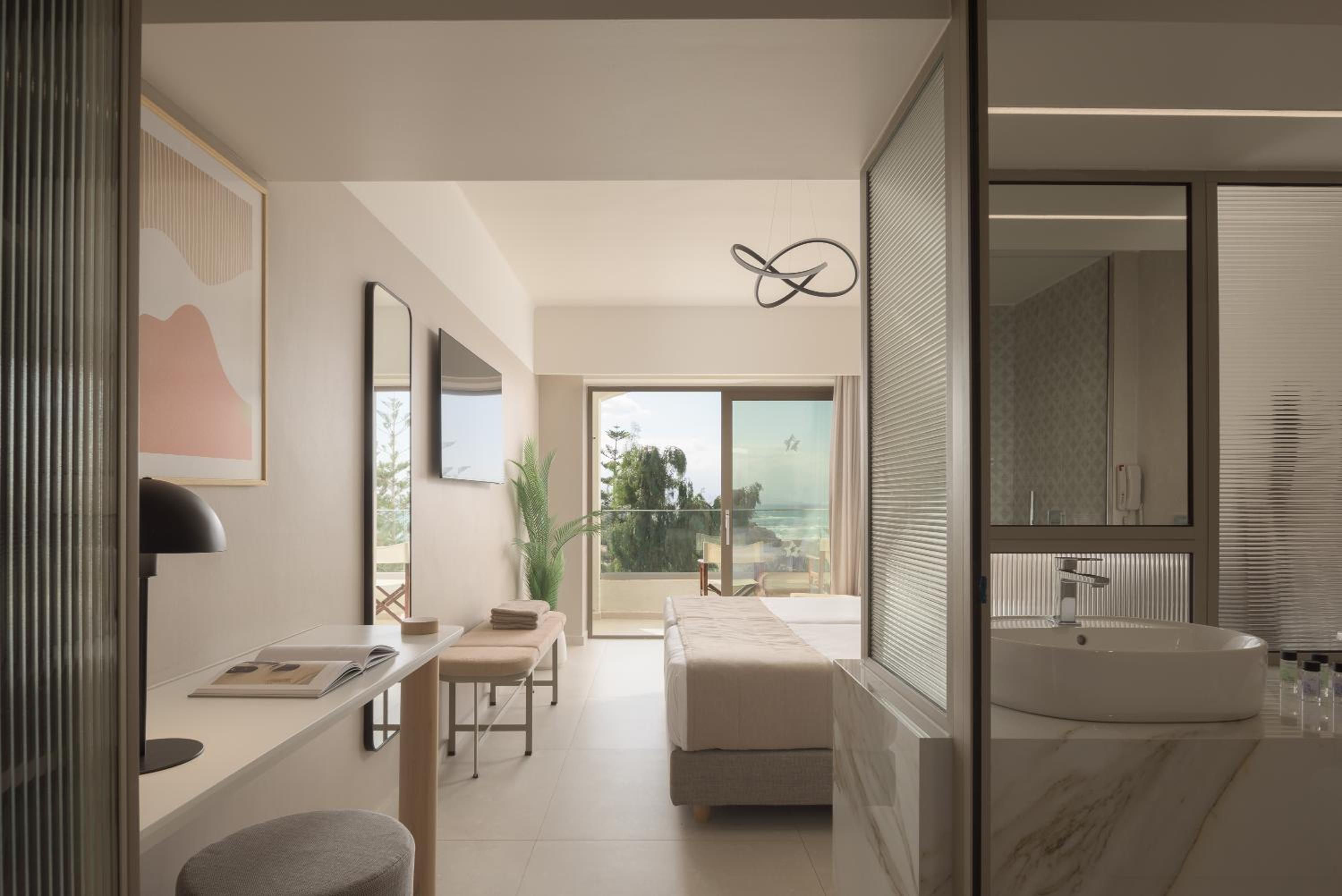 Superior Double Side Sea View  - Photo 3
