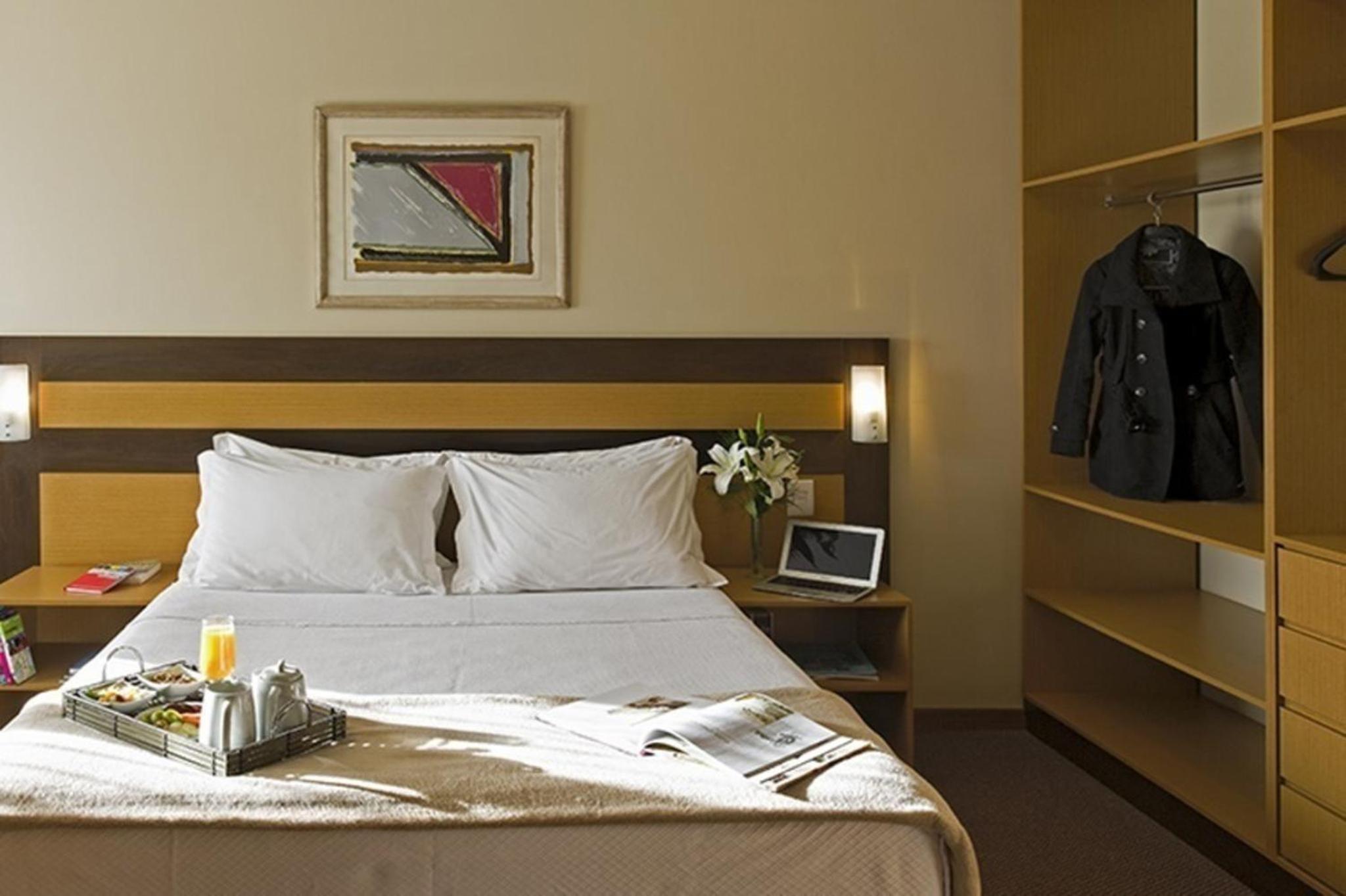Premium Double - 1 Double Bed - Photo 6
