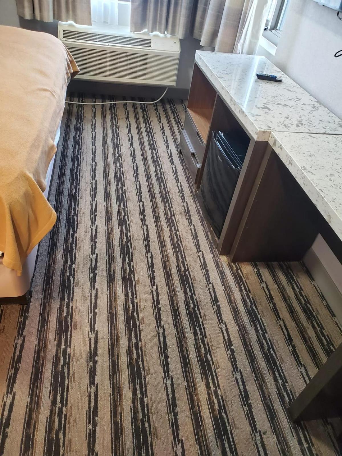 The Essence Hotel at JFK, Billede 2