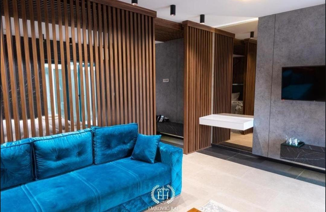 Suite with Private Pool photo 3