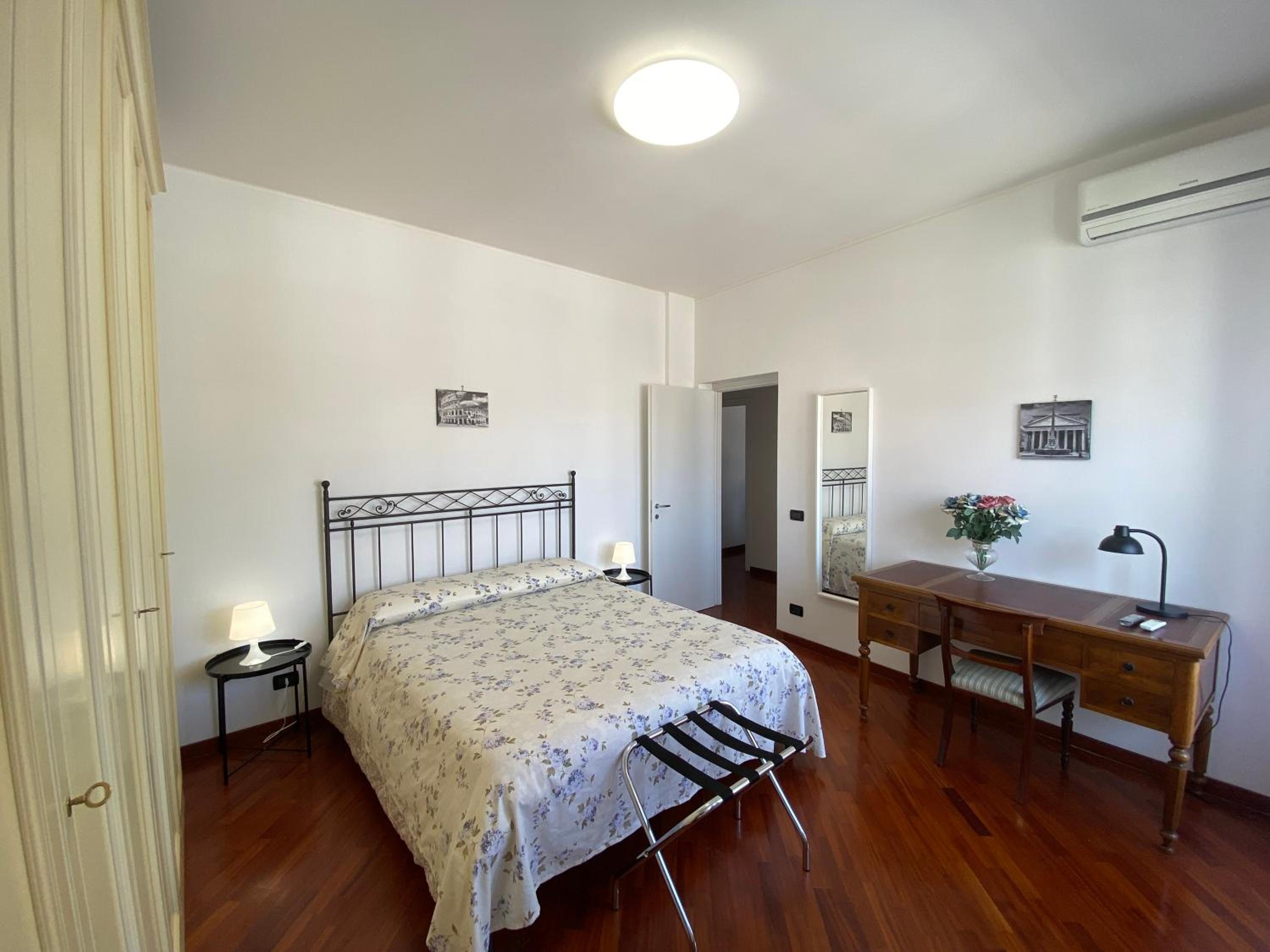 Two-Bedroom Apartment photo 3