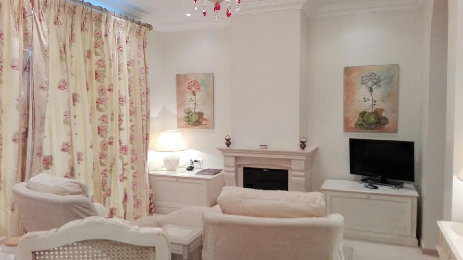 Superior King Room photo 3