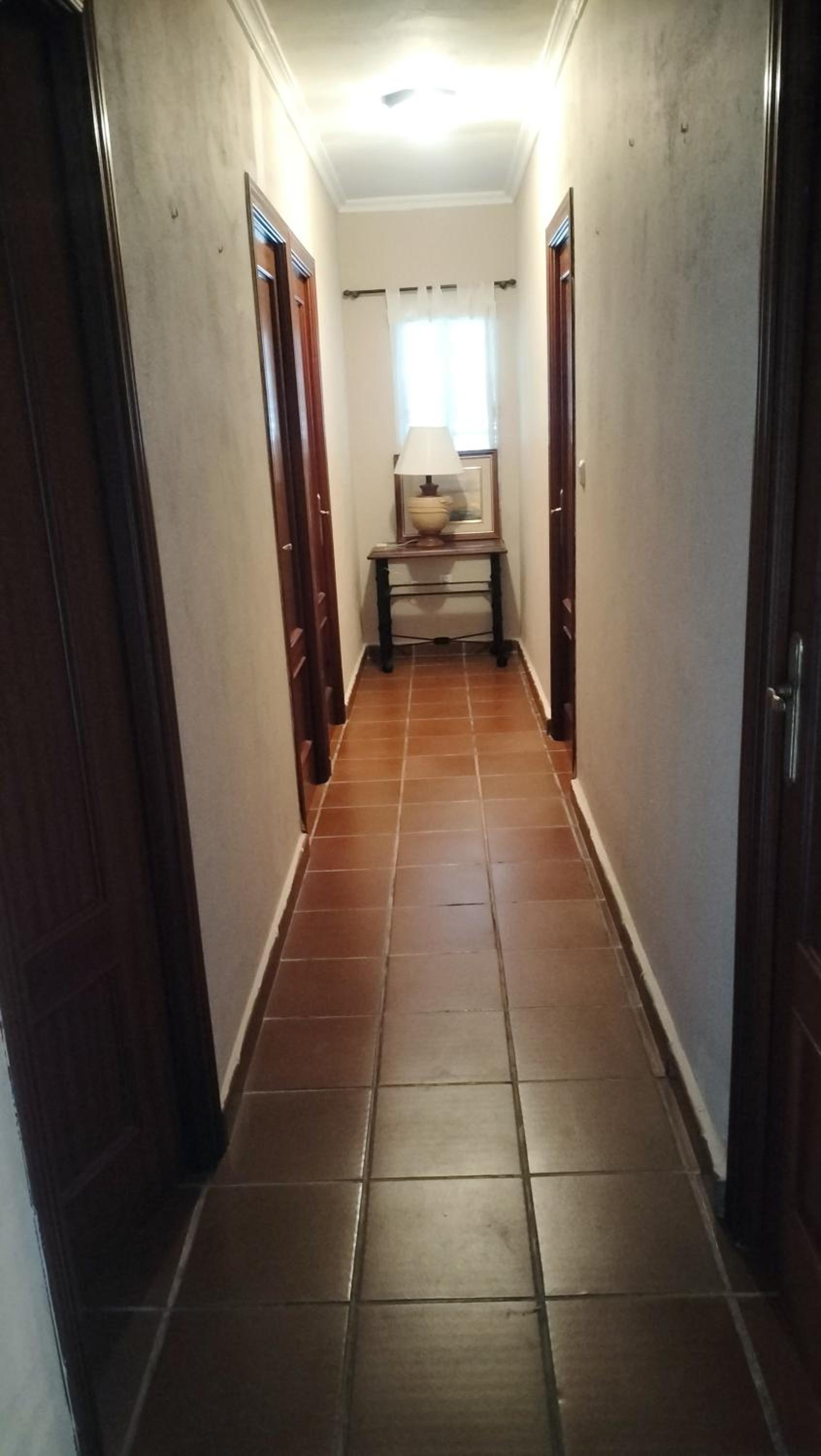 Casa de cuatro habitaciones