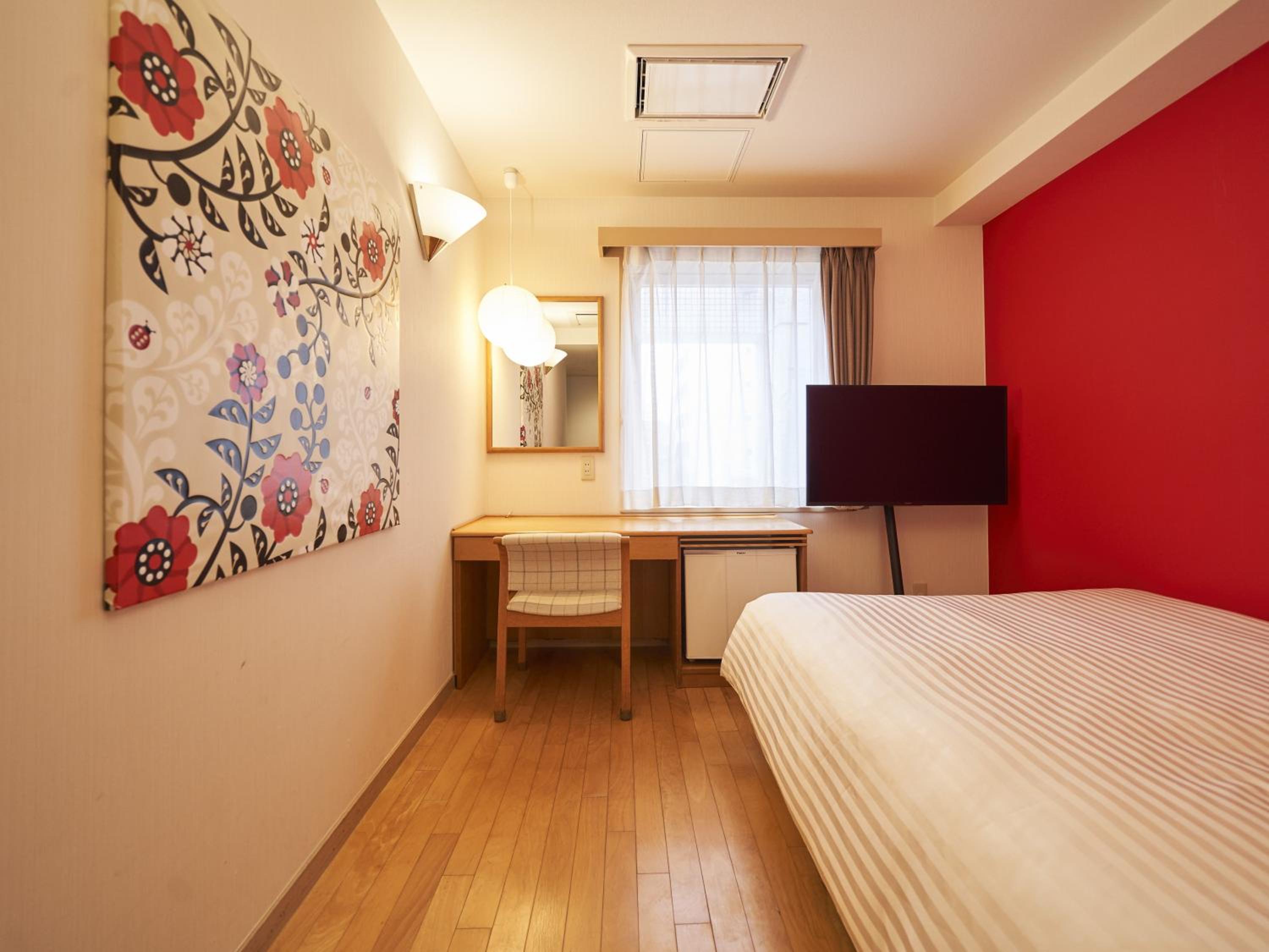 Standard Double Room with Breakfast - Non-Smoking photo 2