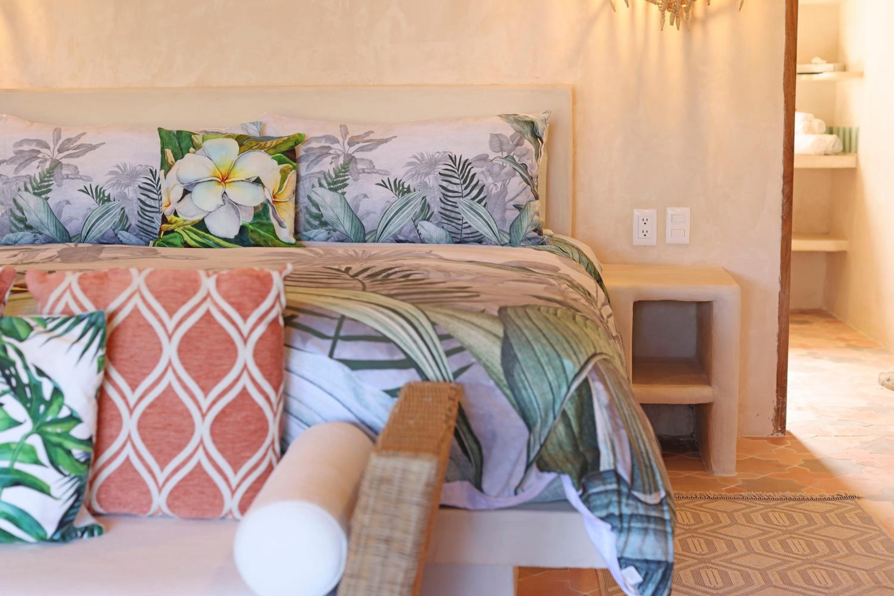 Suite with Balcony photo 2