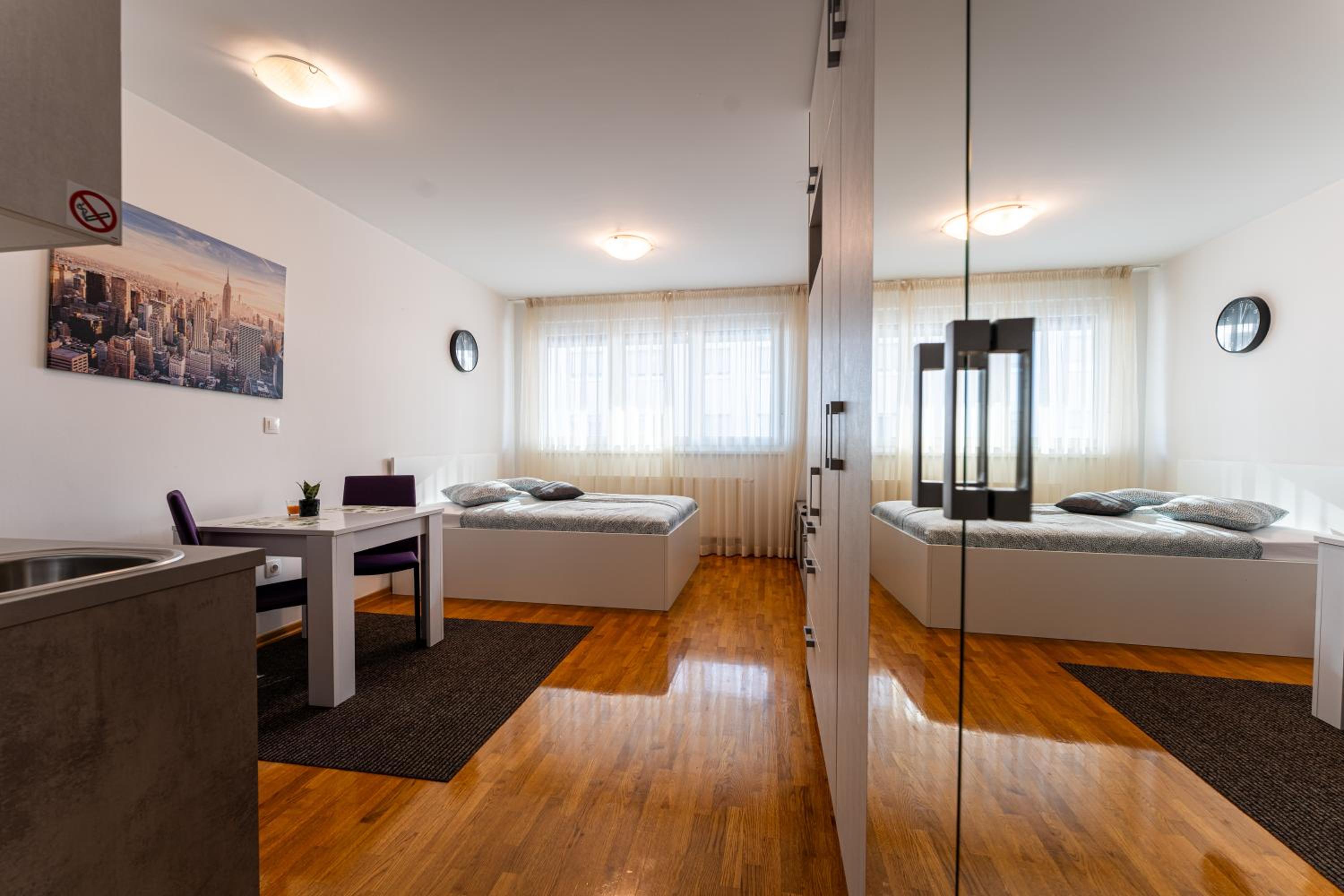 Studio Apartment