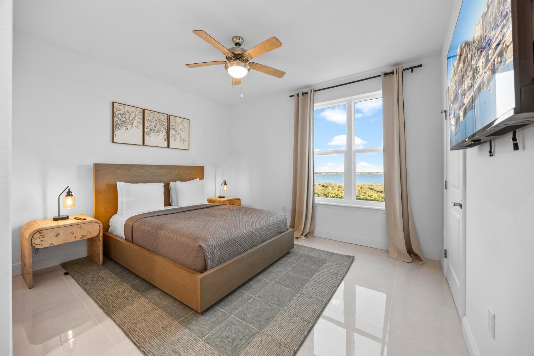 Three-Bedroom Apartment With Balcony