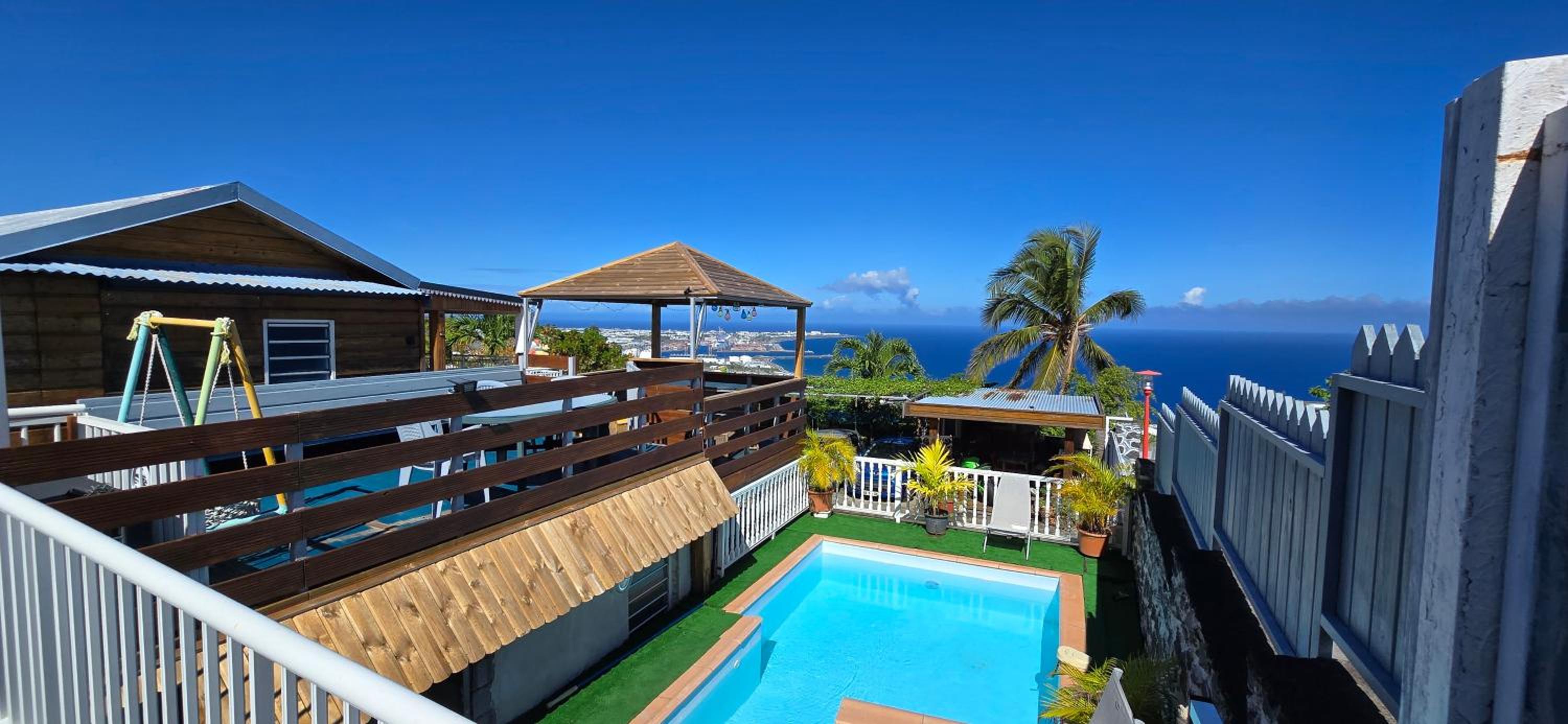 Studio With Pool View photo 1